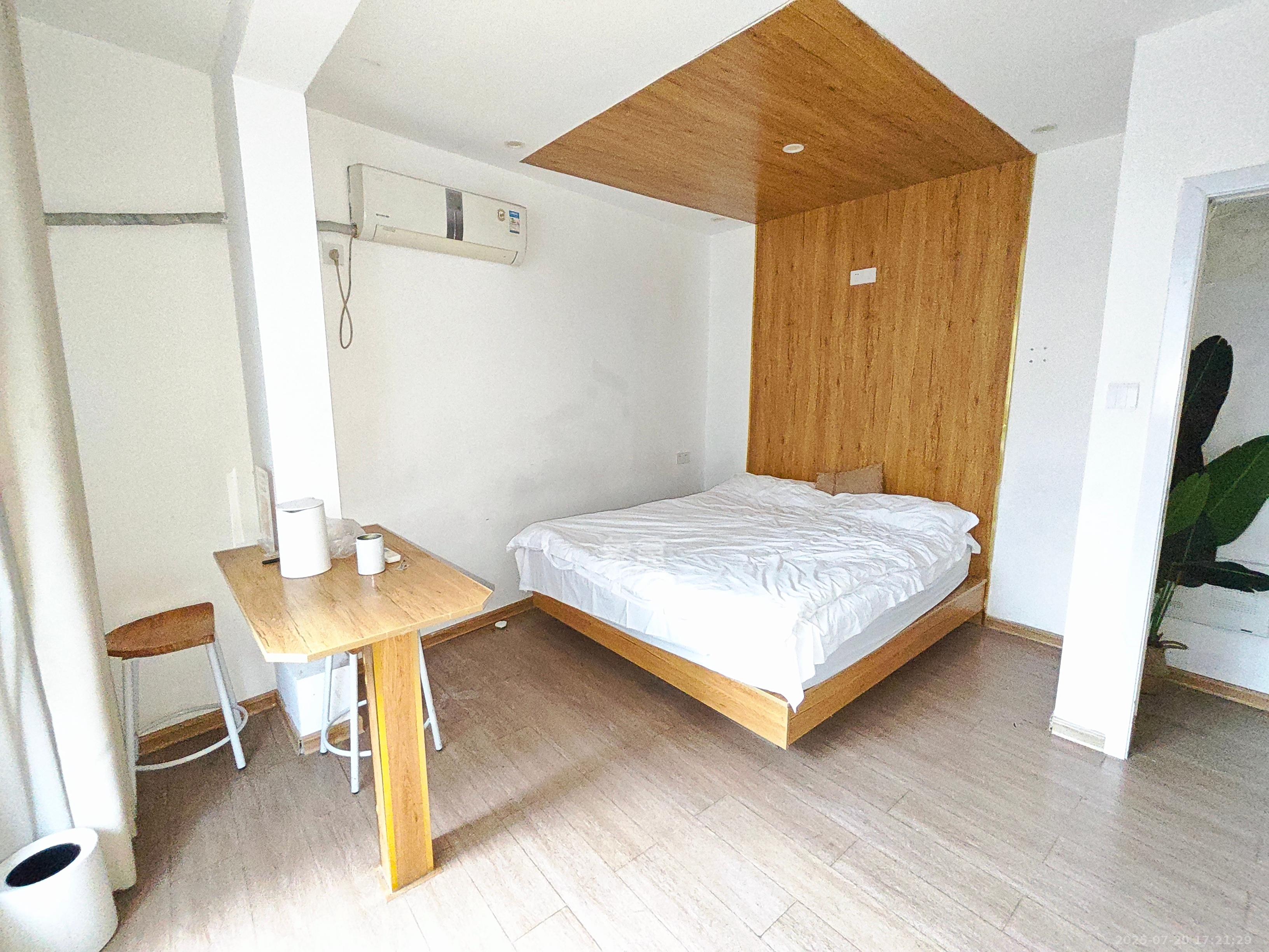 都正街散盘  4室0厅0卫   9200.00元/月室内图