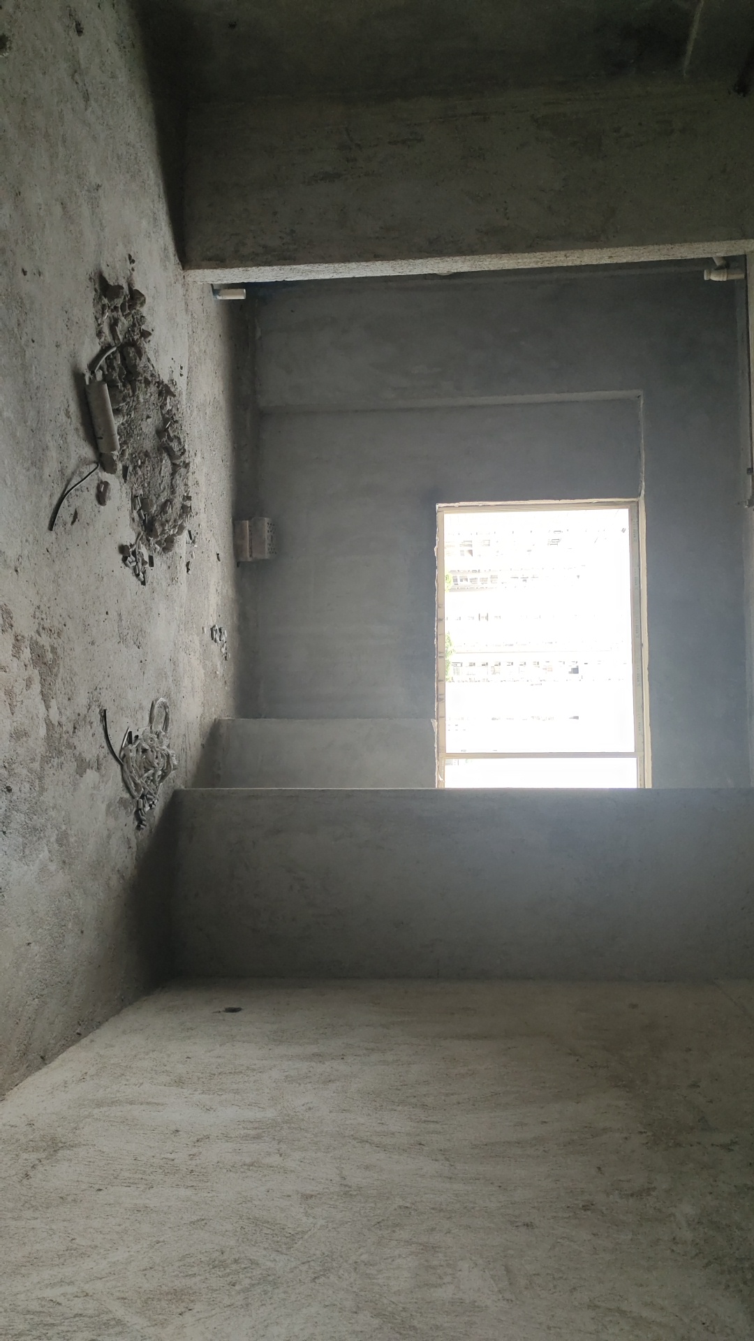 千里红小区（京明时代广场）  1室1厅1卫    22.0万