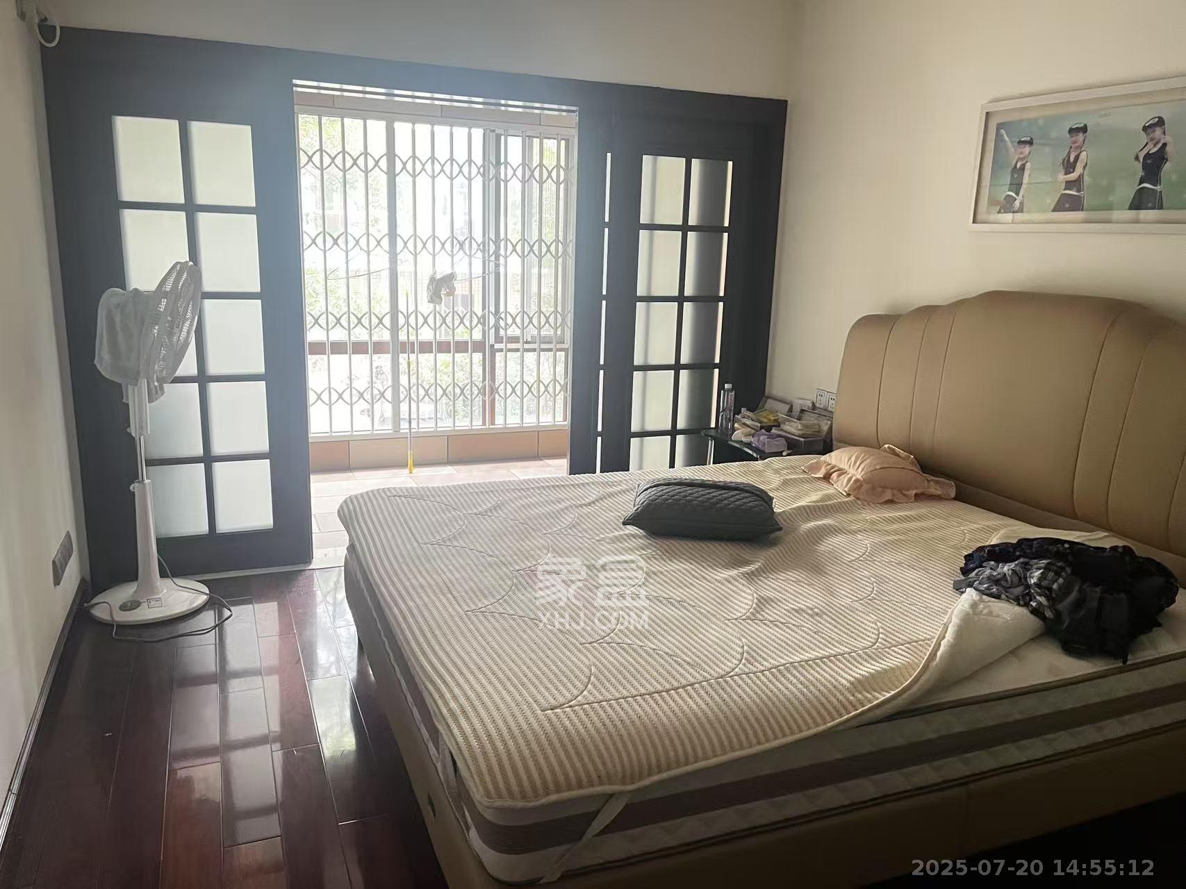 梦泽园 4室2厅3卫 11800.0元/月 梦泽园 4室2厅3卫 11800.0元/月室内图