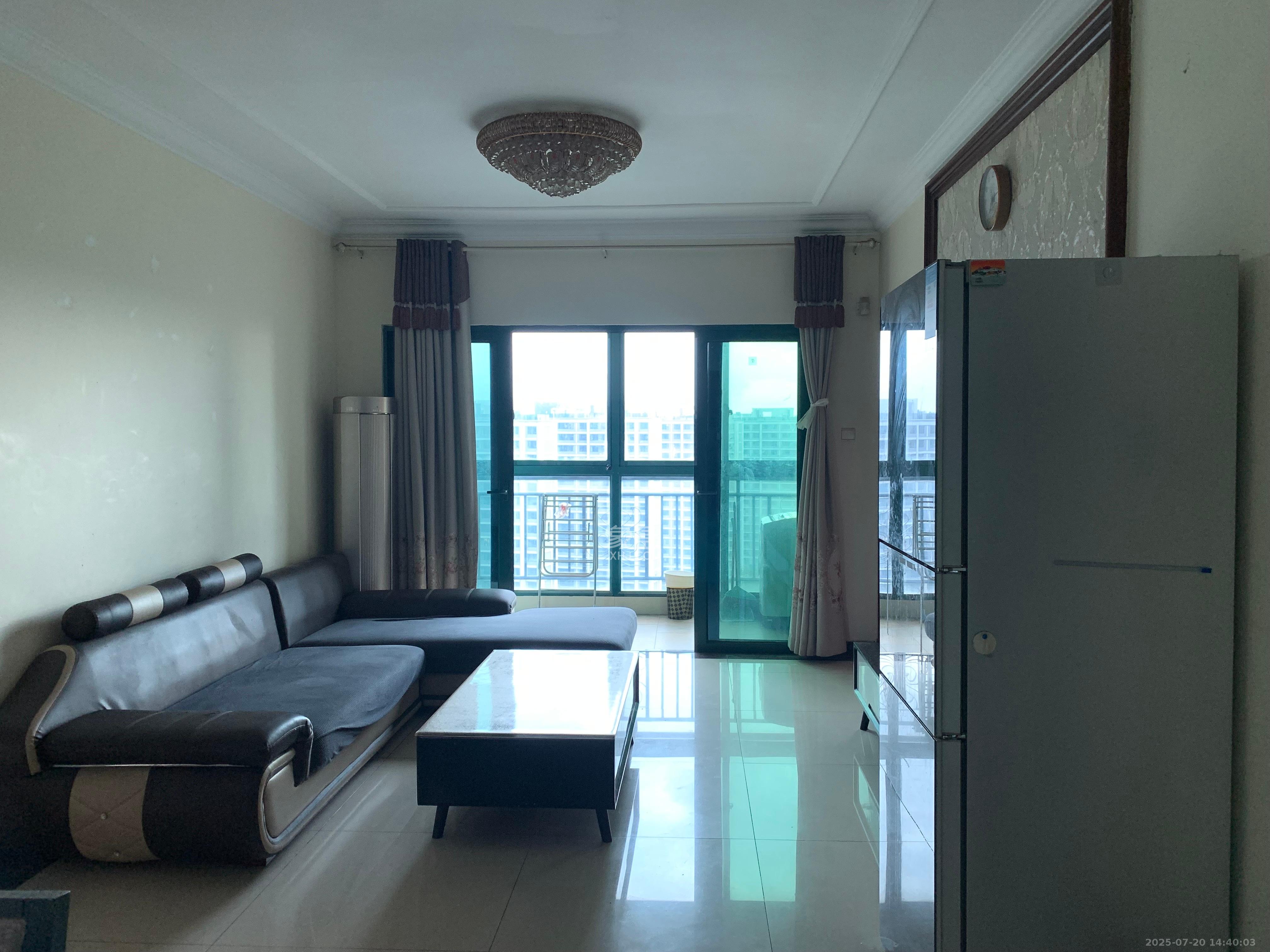 恒大华府 3室2厅1卫 2300.0元/月 恒大华府 3室2厅1卫 2300.0元/月室内图