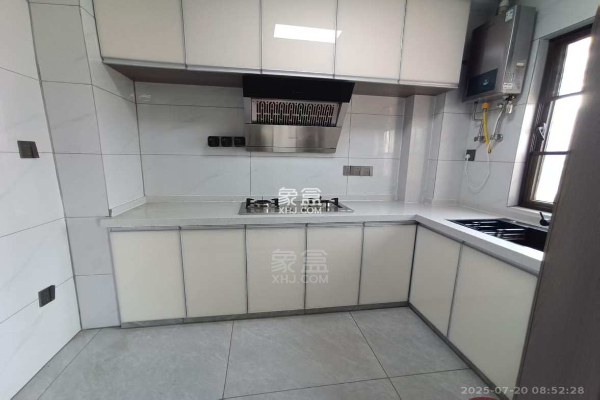 亿都时光 4室2厅2卫 2000.0元/月 亿都时光 4室2厅2卫 2000.0元/月室内图