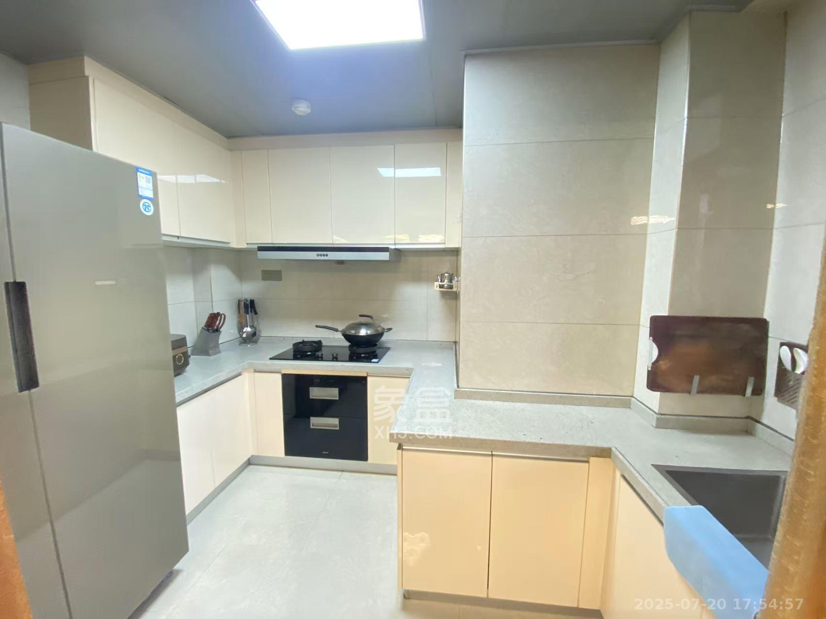 恒伟西雅韵 4室2厅2卫 5800.0元/月 恒伟西雅韵 4室2厅2卫 5800.0元/月室内图