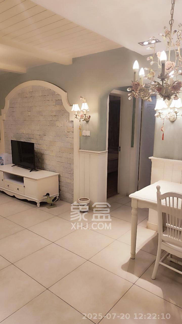 怡海星城  3室2厅1卫    1850.0元/月室内图