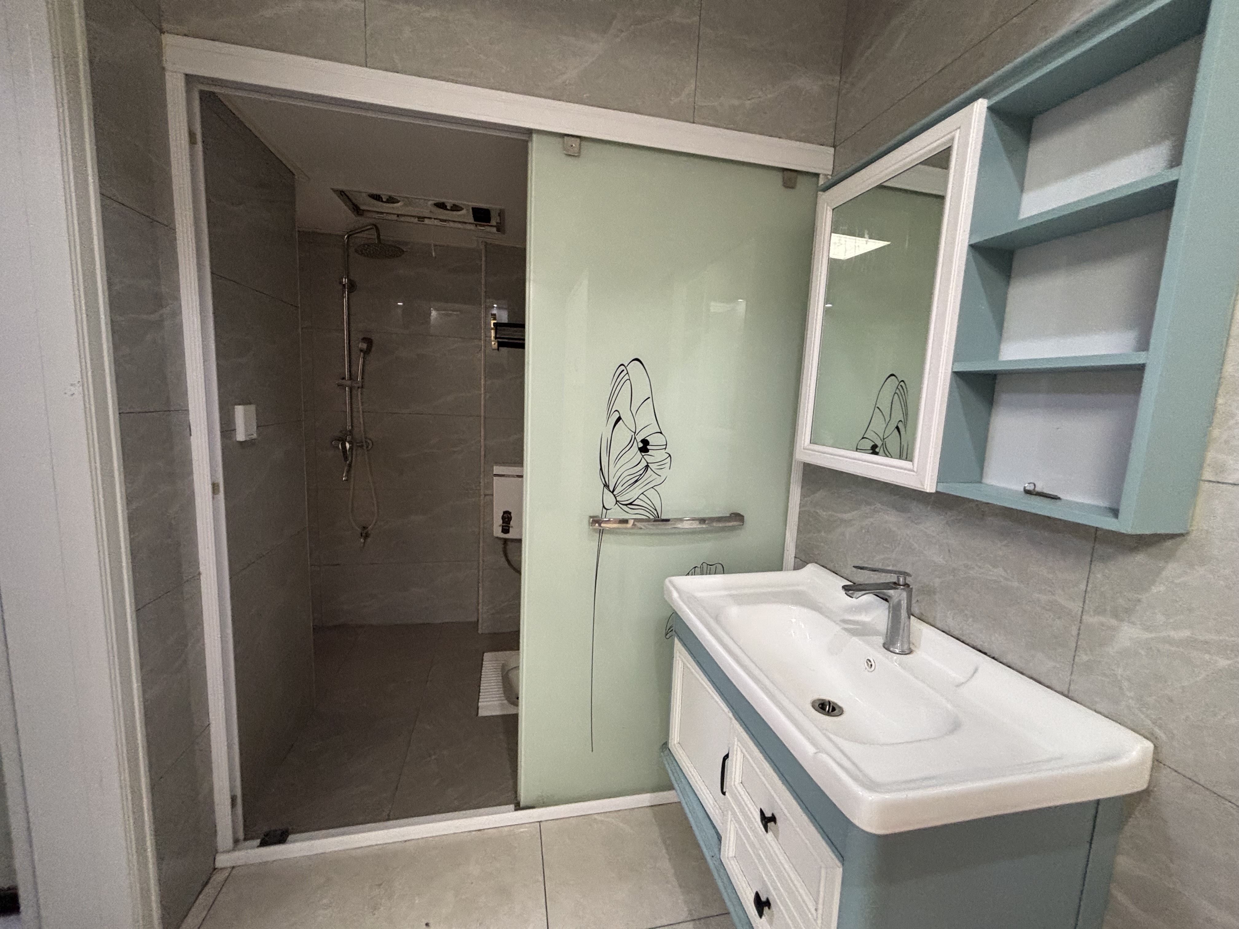 百弘学府城 2室1厅1卫 1200.0元/月 百弘学府城 2室1厅1卫 1200.0元/月室内图