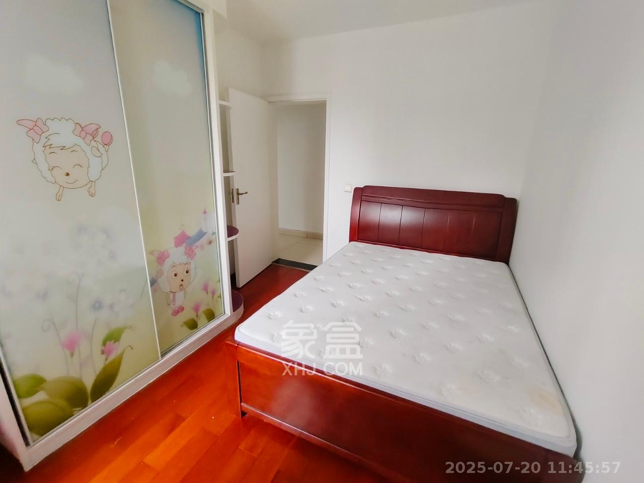 麓江春 2室2厅1卫 2500.0元/月 麓江春 2室2厅1卫 2500.0元/月室内图