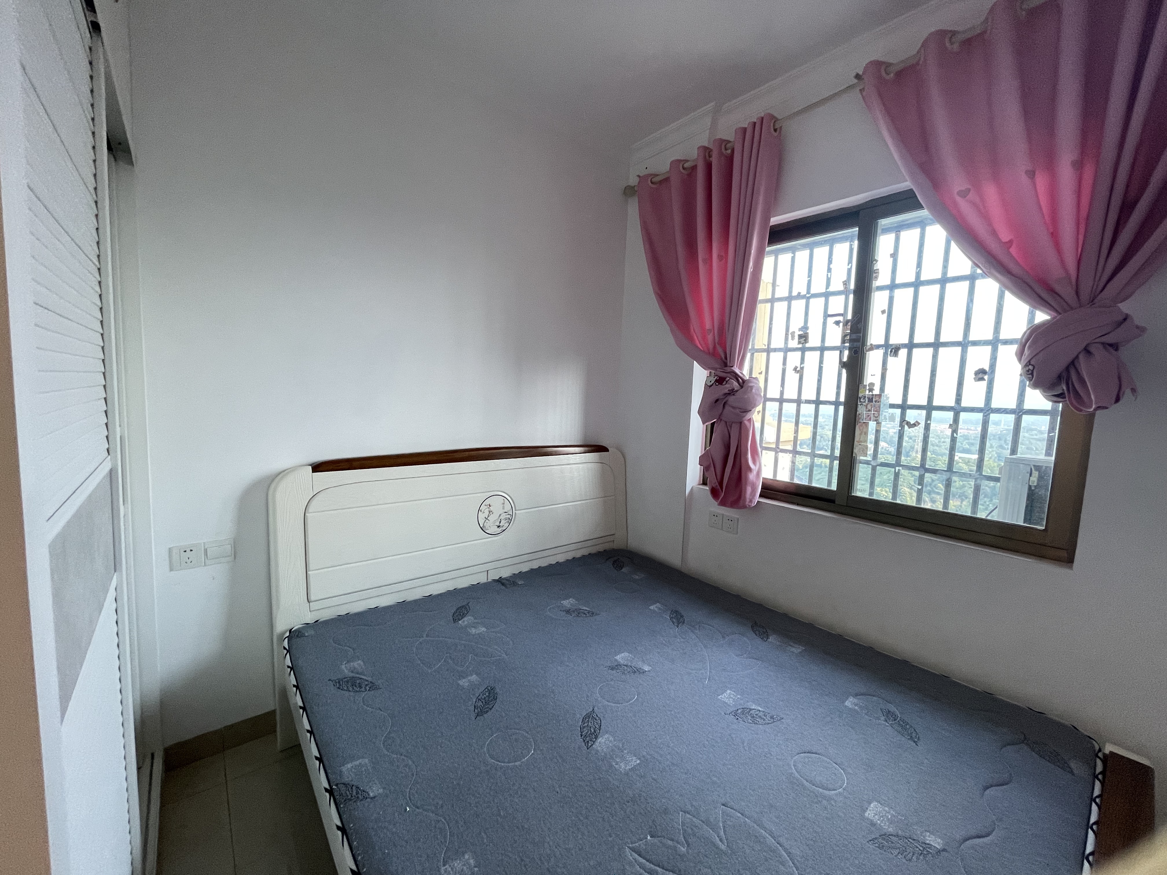 碧桂园 3室2厅1卫 1500.0元/月 碧桂园 3室2厅1卫 1500.0元/月室内图