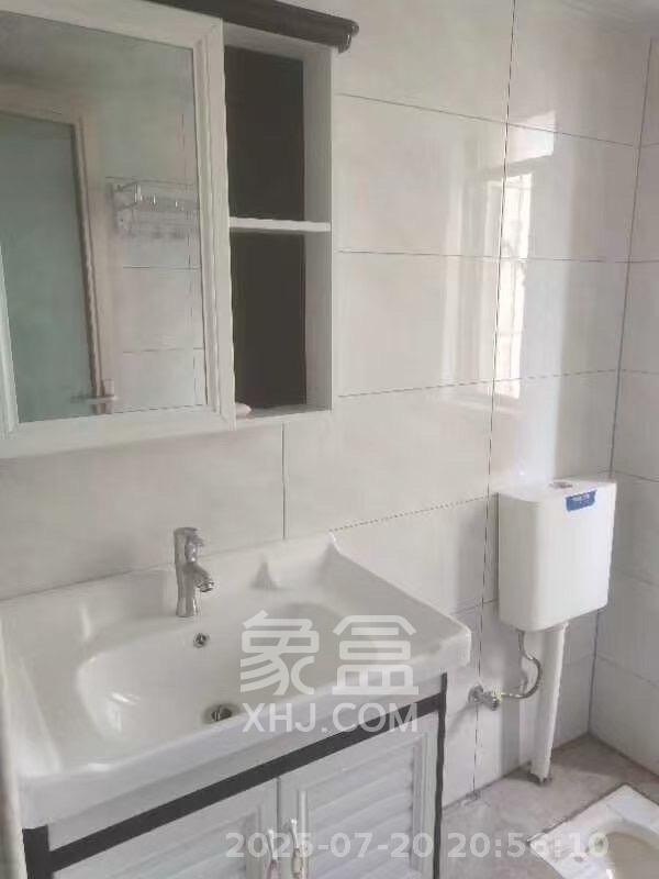 和康园小区  1室0厅0卫   1800.00元/月室内图