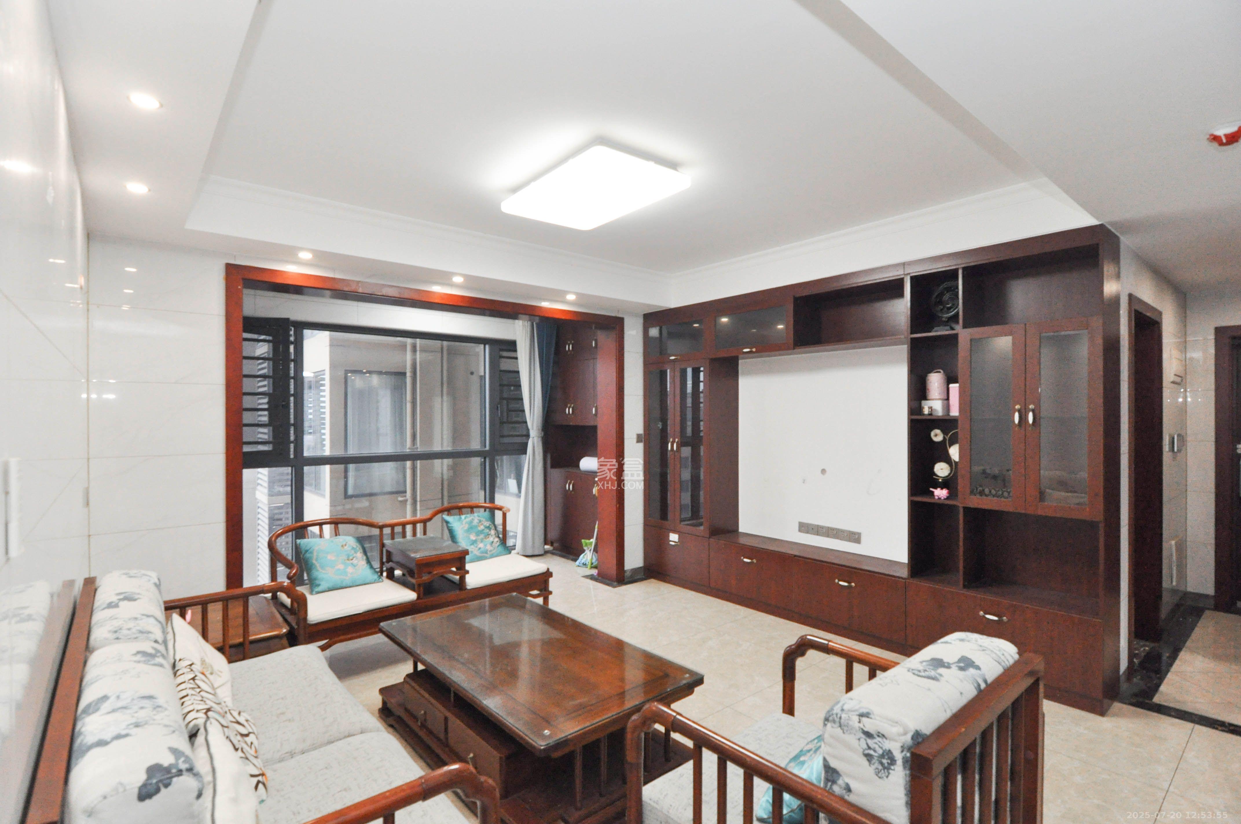 中建梅溪湖中心  1室0厅0卫    3500.0元/月