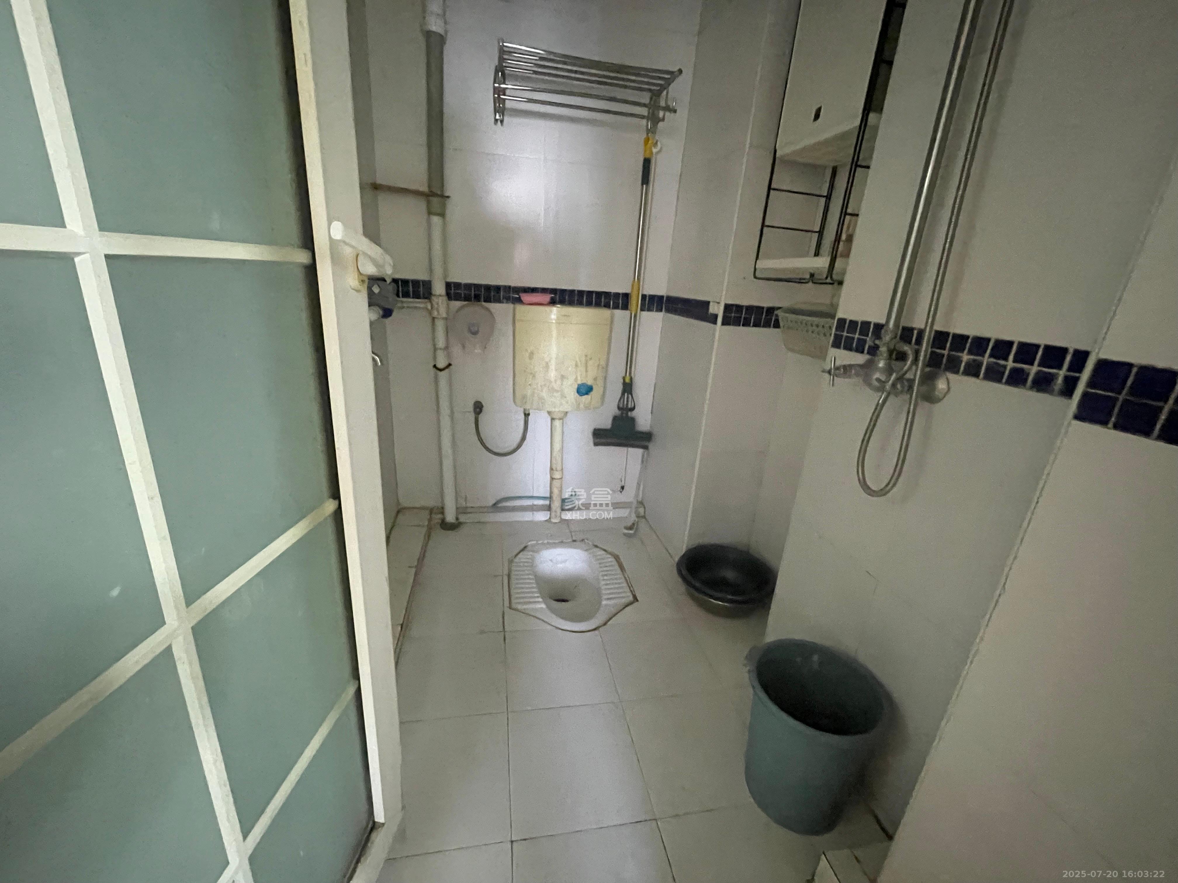 中远公馆  1室1厅1卫    1500.0元/月室内图