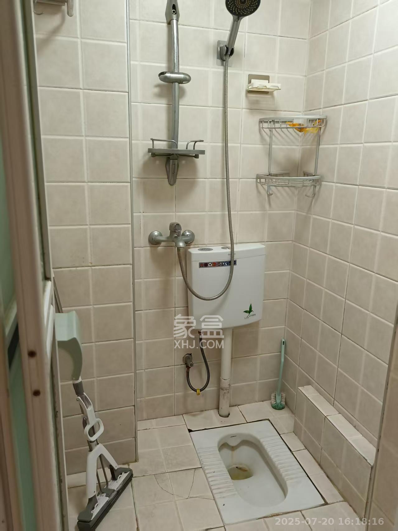 中建芙蓉工社  1室1厅1卫    1100.0元/月室内图