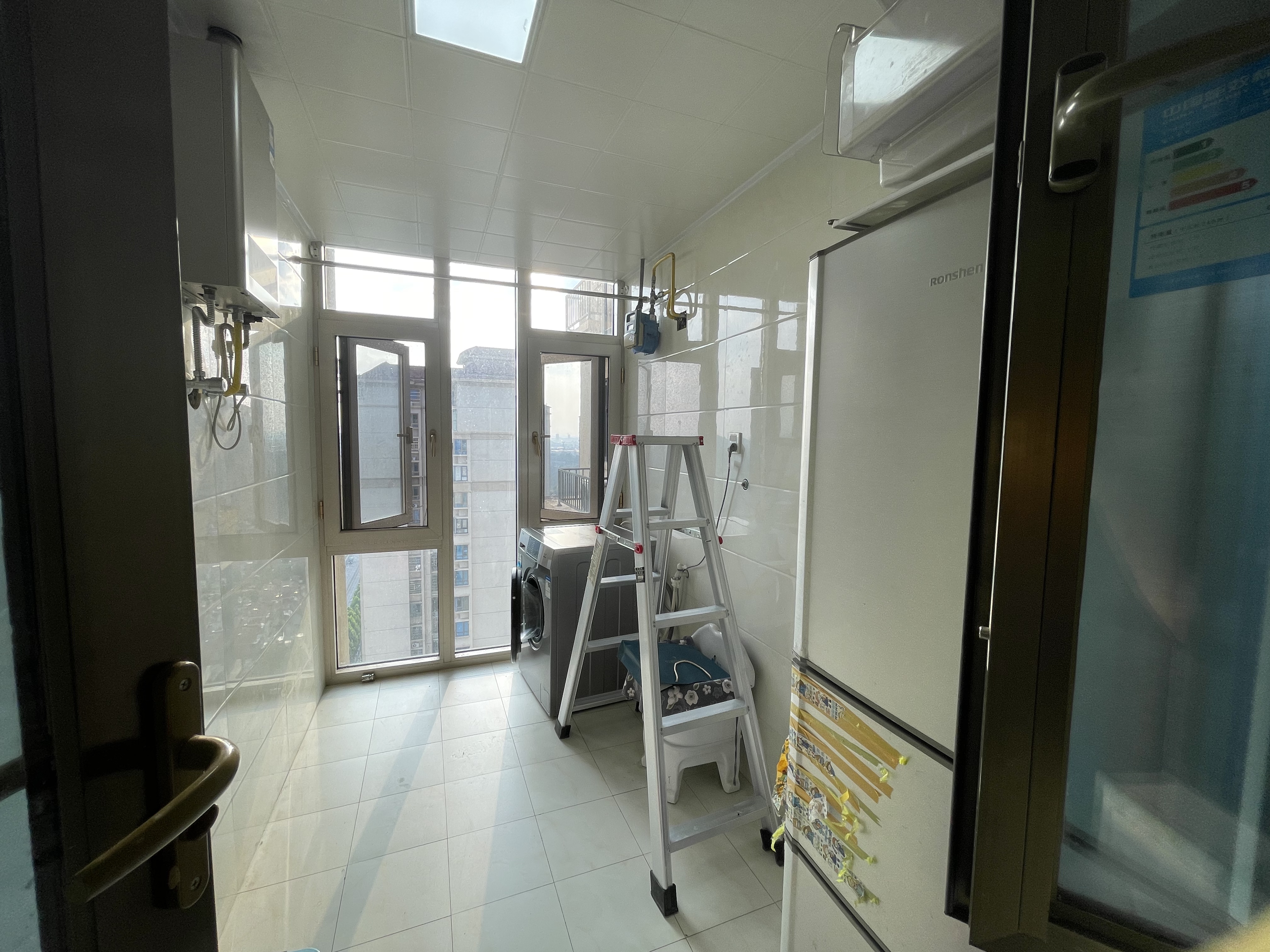 碧桂园 3室2厅1卫 1500.0元/月 碧桂园 3室2厅1卫 1500.0元/月室内图