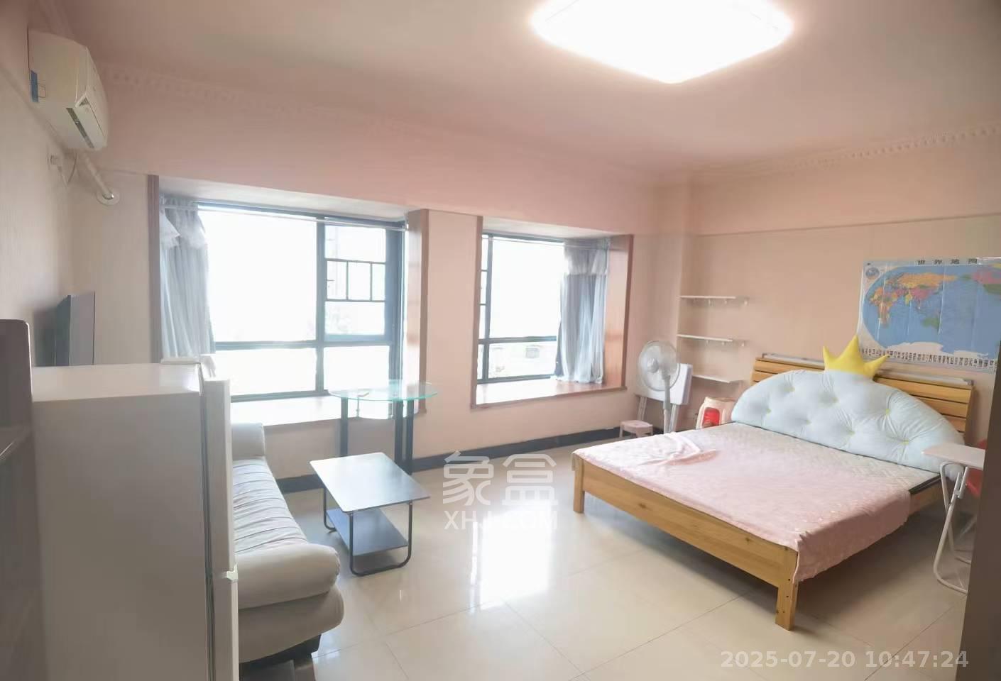 西罗亚大厦  1室1厅1卫    2000.0元/月室内图