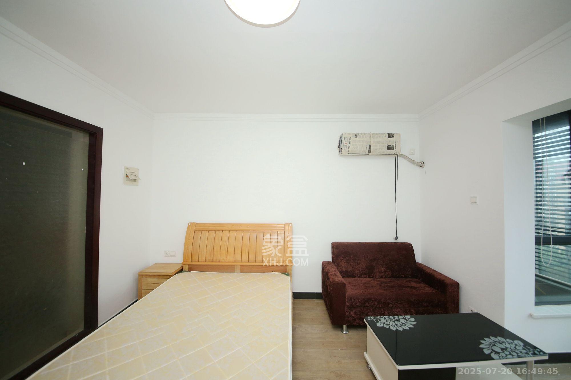 标志商务中心 1室1厅1卫 1150.0元/月 标志商务中心 1室1厅1卫 1150.0元/月室内图