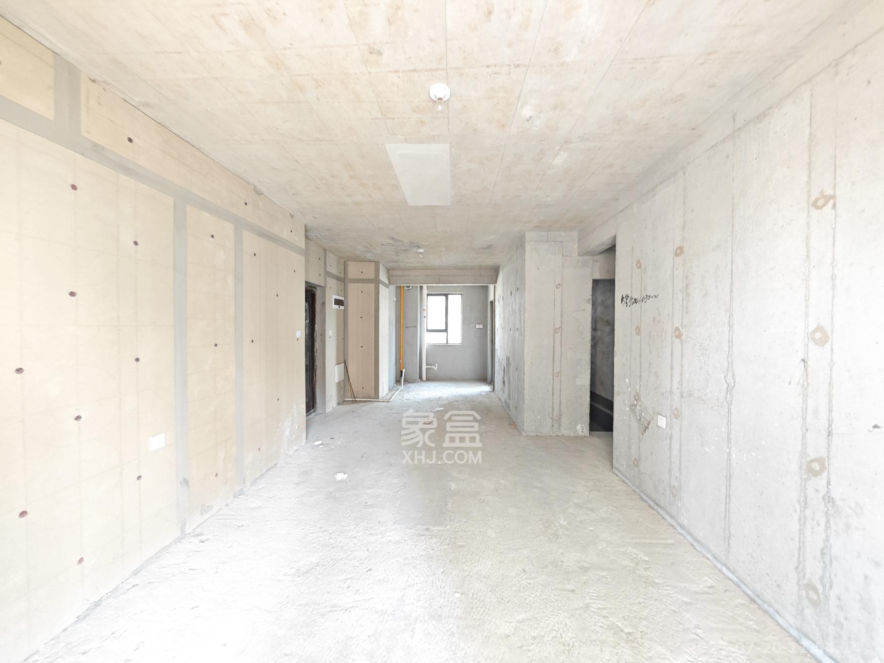 伊景园滨河苑  3室2厅2卫    84.0万客厅