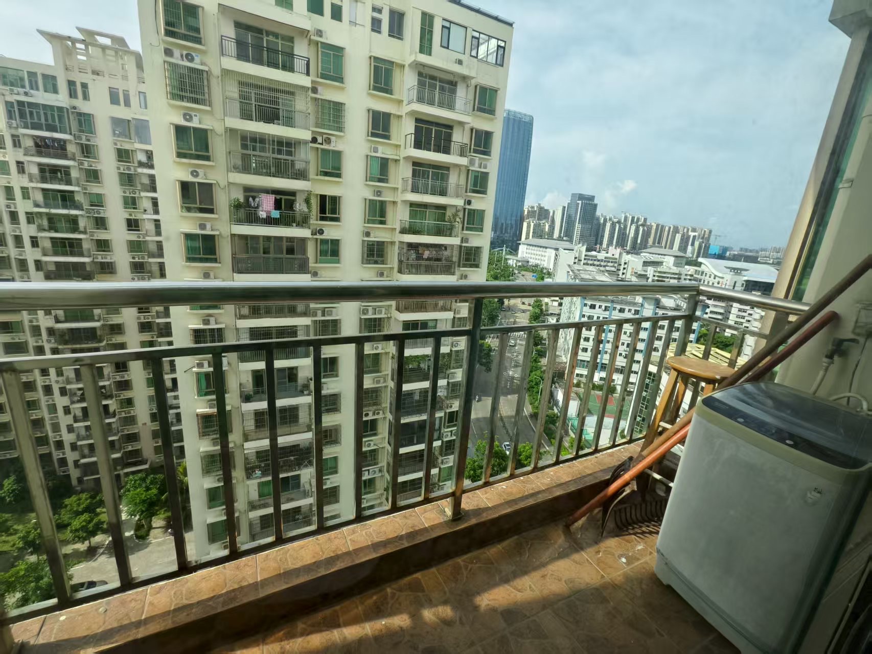 省人大机关住宅小区（海南省人大常委会机关住宅小区）  3室2厅2卫   3400.00元/月室内图