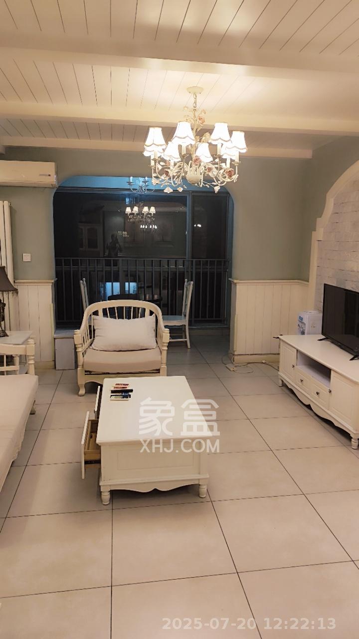 怡海星城  3室2厅1卫    1850.0元/月室内图