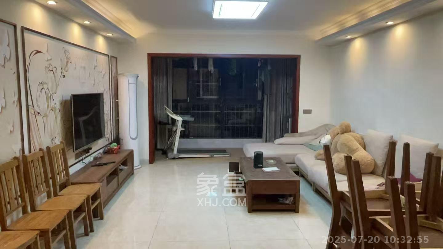 锑都家园 3室2厅1卫 2300.0元/月 锑都家园 3室2厅1卫 2300.0元/月室内图