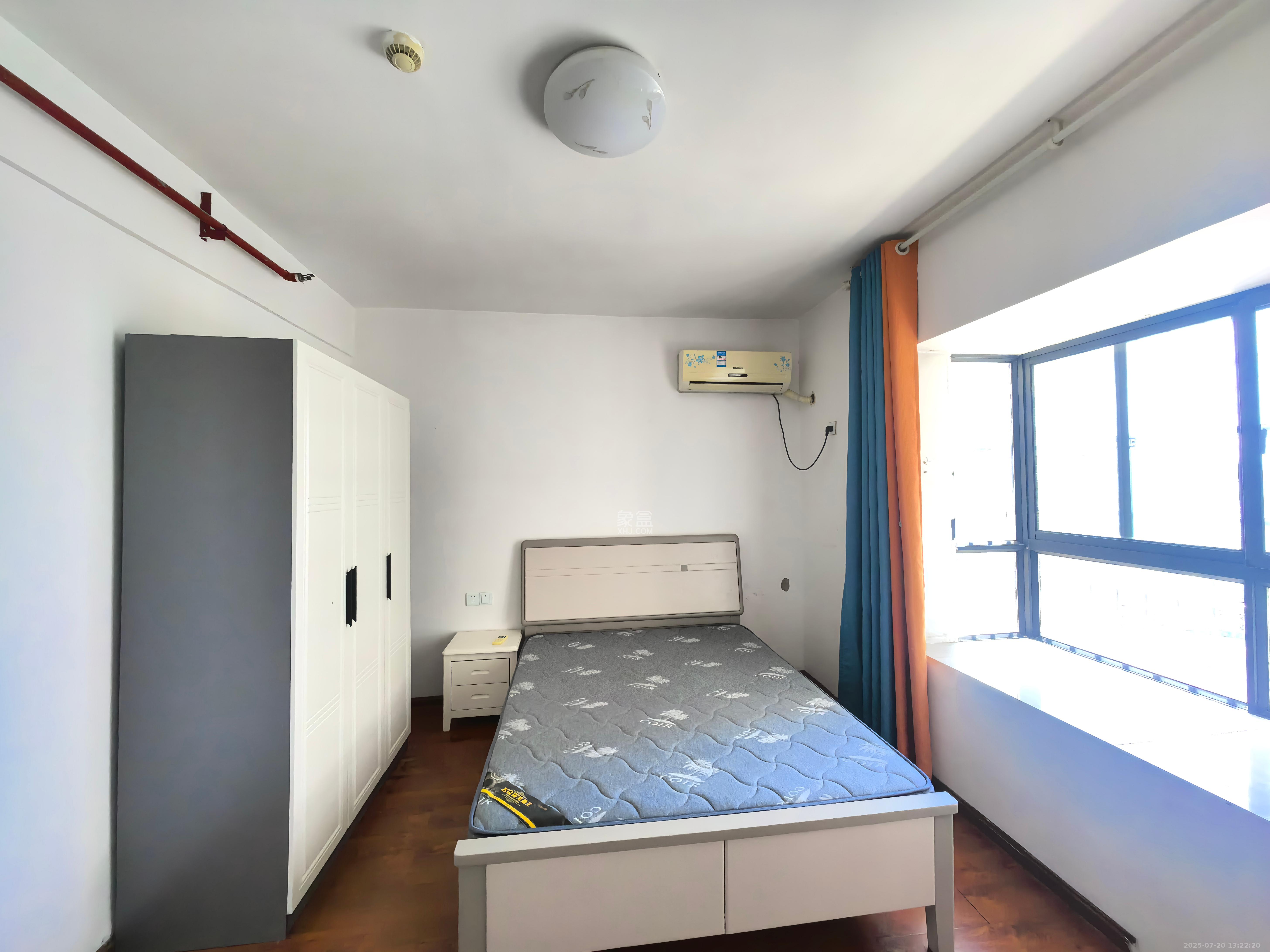 曙光领峰(曙光家园) 3室2厅2卫 2600.0元/月 曙光领峰(曙光家园) 3室2厅2卫 2600.0元/月室内图