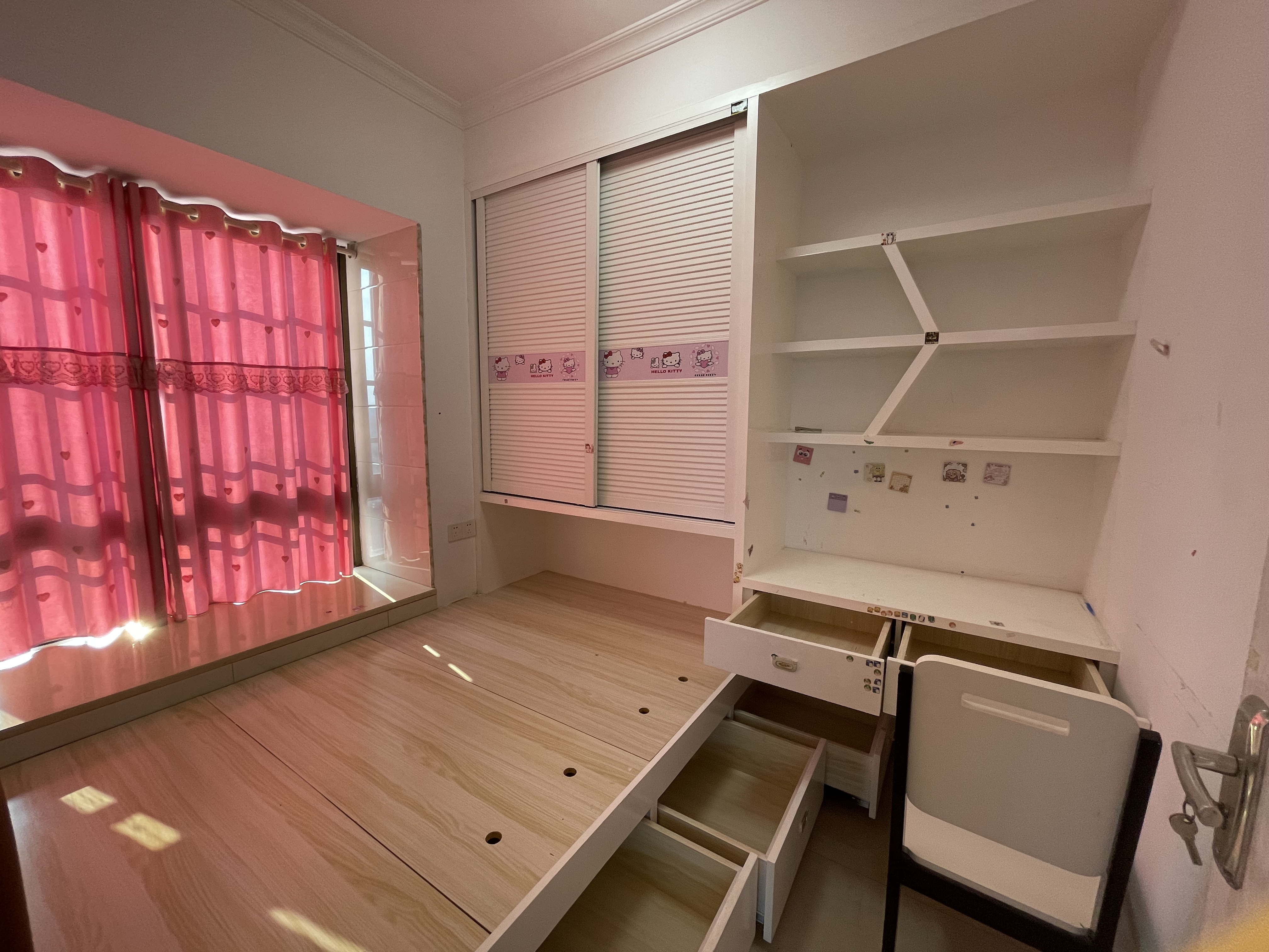 碧桂园 3室2厅1卫 1500.0元/月 碧桂园 3室2厅1卫 1500.0元/月室内图