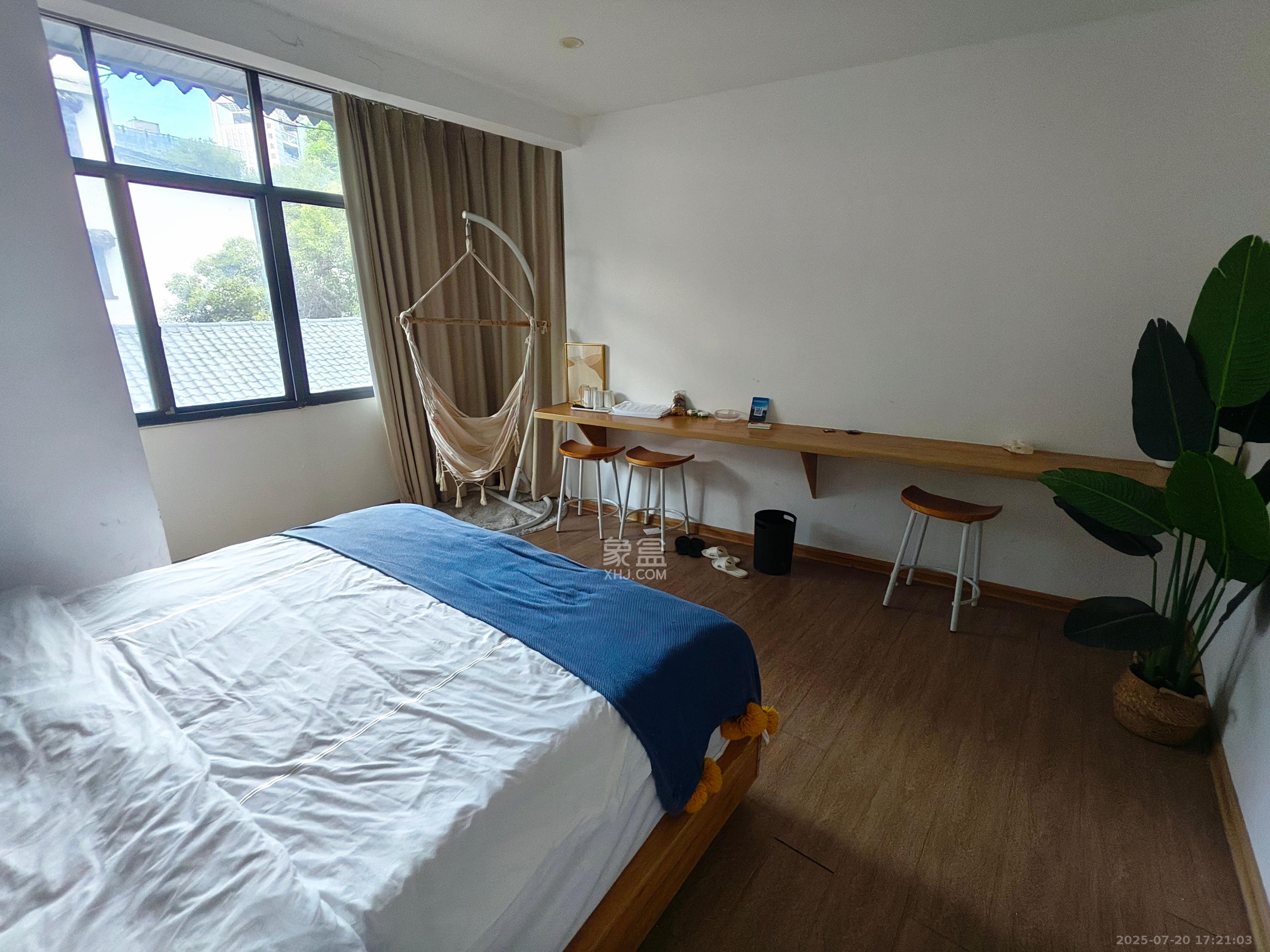 都正街散盘  4室0厅0卫   9200.00元/月室内图