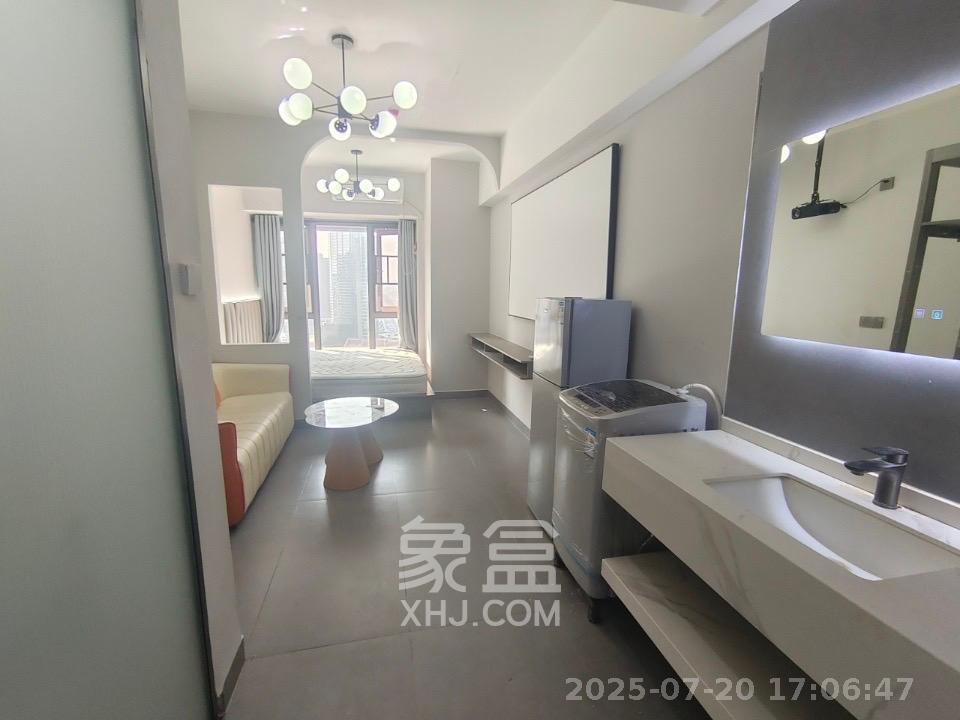 保利天禧EF区  1室1厅1卫   1700.00元/月室内图