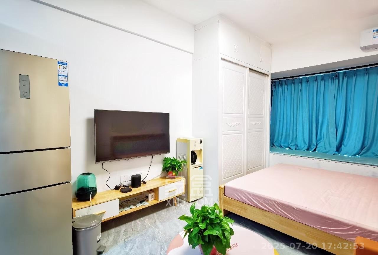 龙湖湘江星座(祺鑫星座公寓) 1室1厅1卫 1600.0元/月 龙湖湘江星座(祺鑫星座公寓) 1室1厅1卫 1600.0元/月室内图