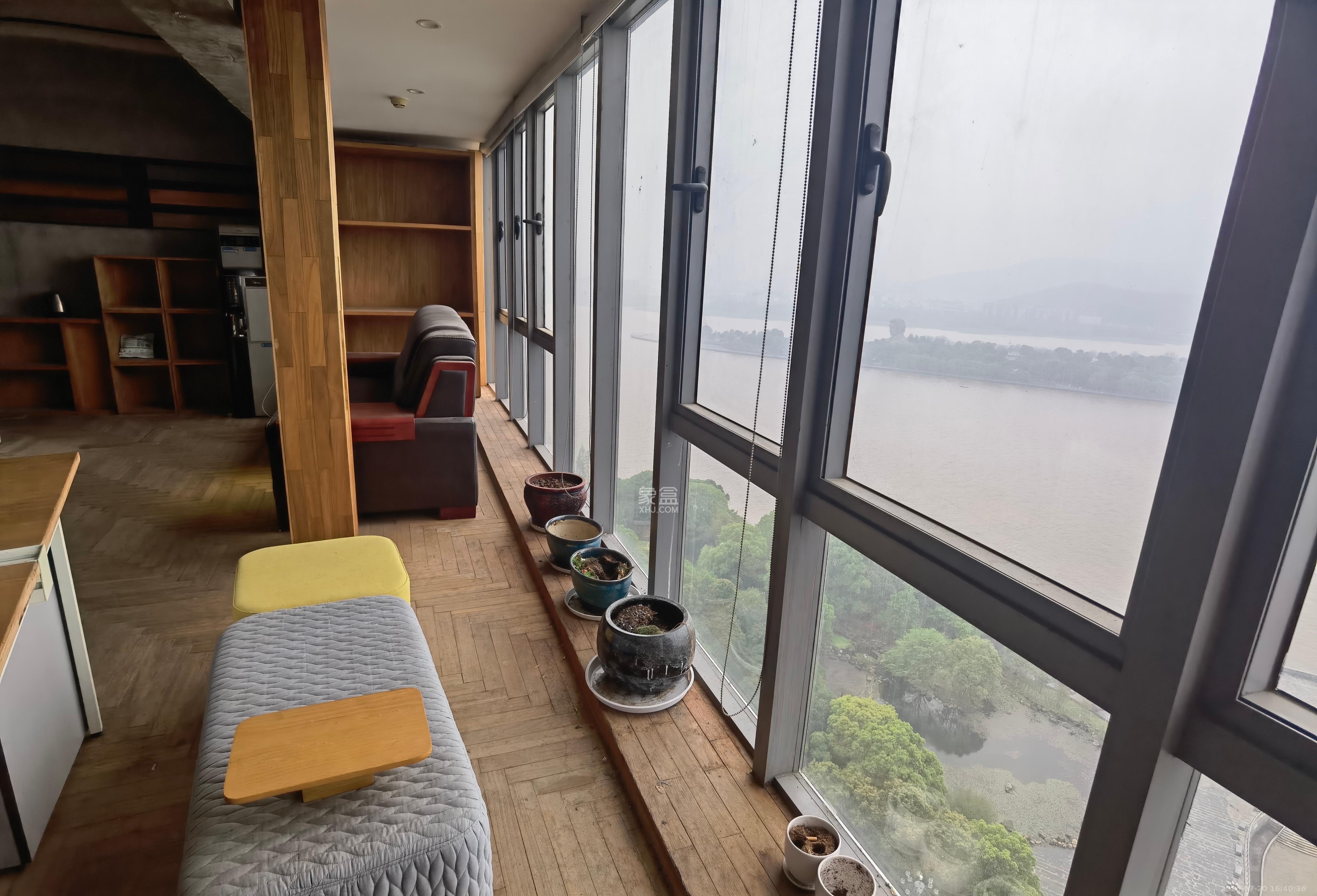 保利国际广场 1室1厅1卫 11000.0元/月 保利国际广场 1室1厅1卫 11000.0元/月室内图