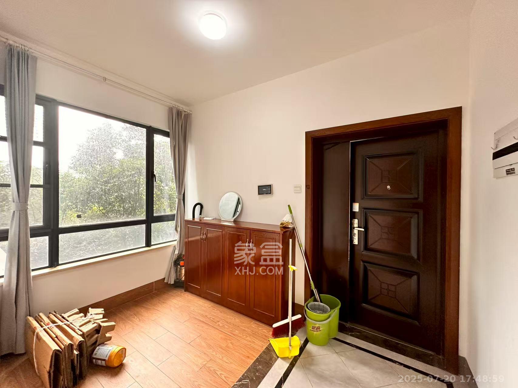 荣悦台  3室2厅2卫    4000.0元/月室内图