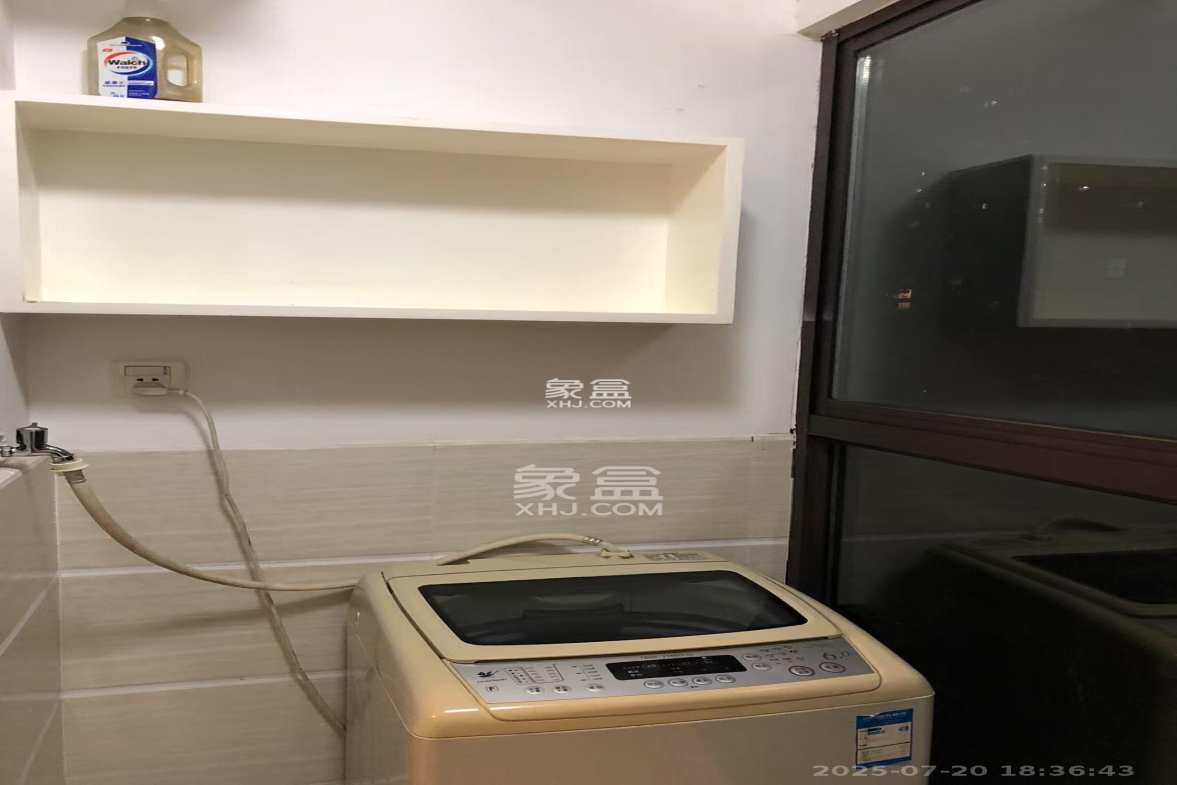 保利麓谷林语F区 3室2厅1卫 2700.0元/月 保利麓谷林语F区 3室2厅1卫 2700.0元/月室内图