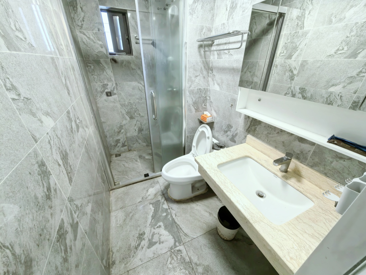 宇建国贸城 3室1厅1卫 3800.0元/月 宇建国贸城 3室1厅1卫 3800.0元/月室内图