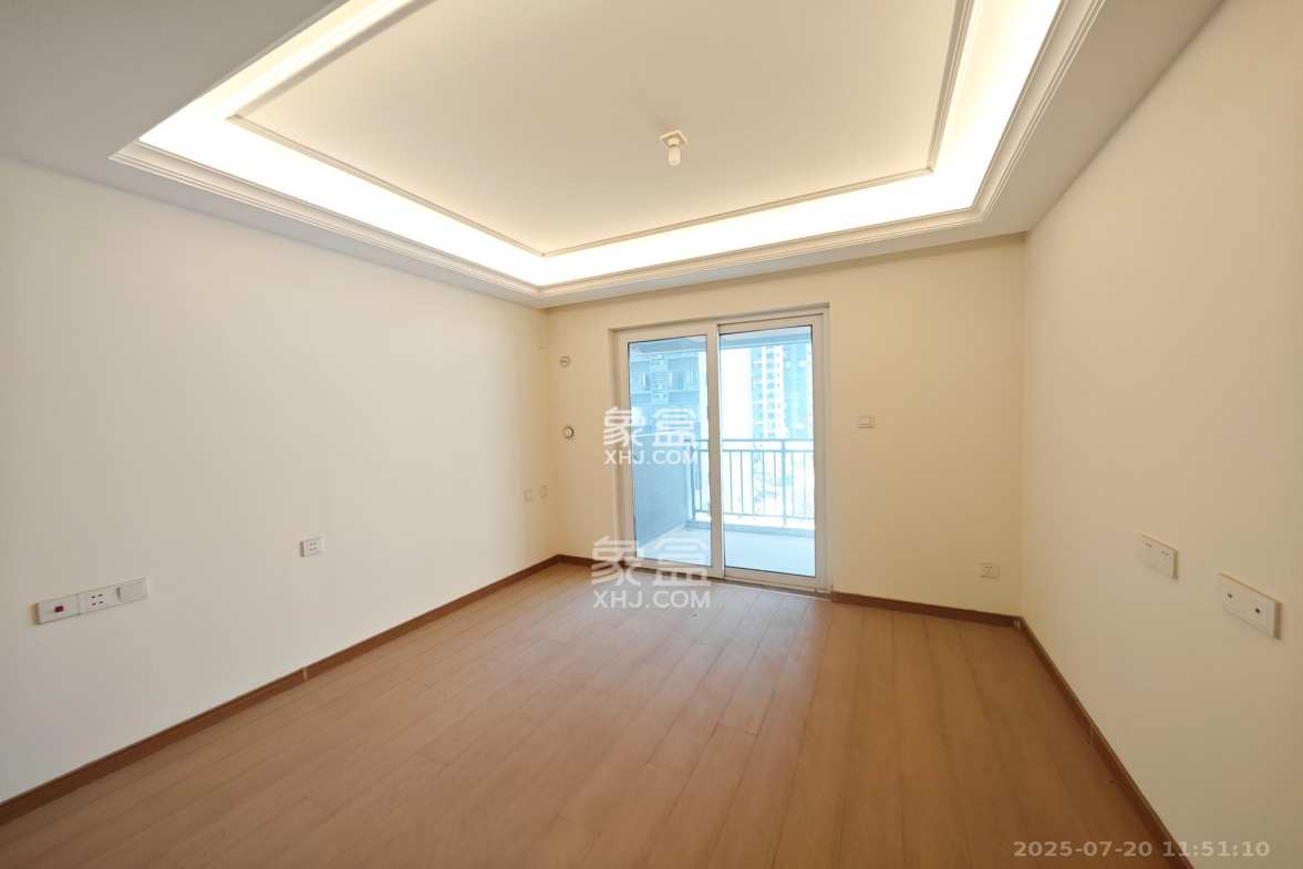 金科集美天辰 4室2厅2卫 125.0万 金科集美天辰 4室2厅2卫 125.0万卧室