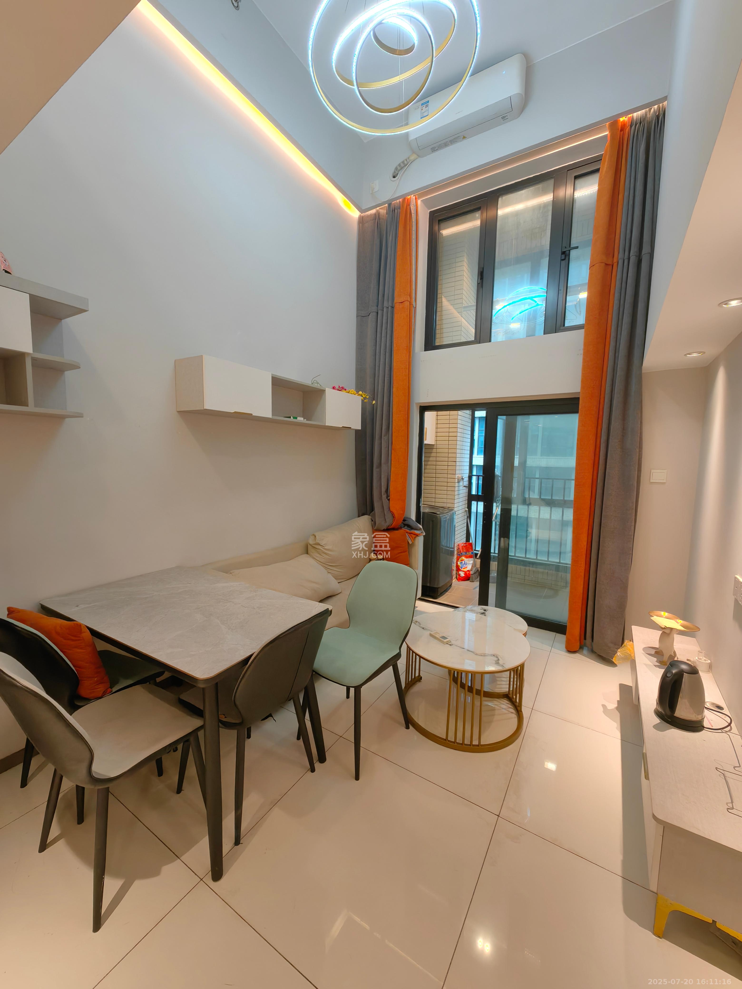 时代年华 3室2厅2卫 1500.0元/月 时代年华 3室2厅2卫 1500.0元/月室内图