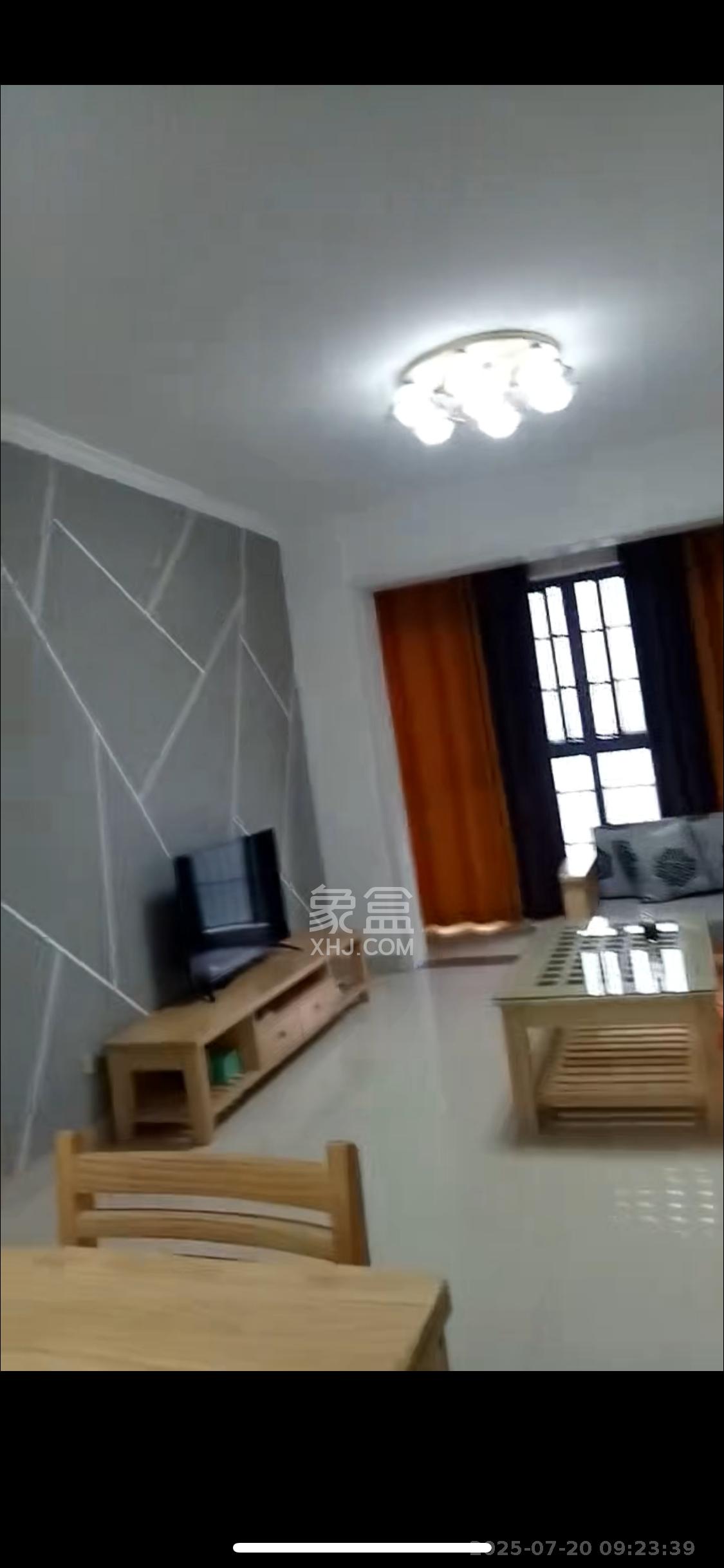 方略城市广场  2室2厅1卫    2100.0元/月室内图