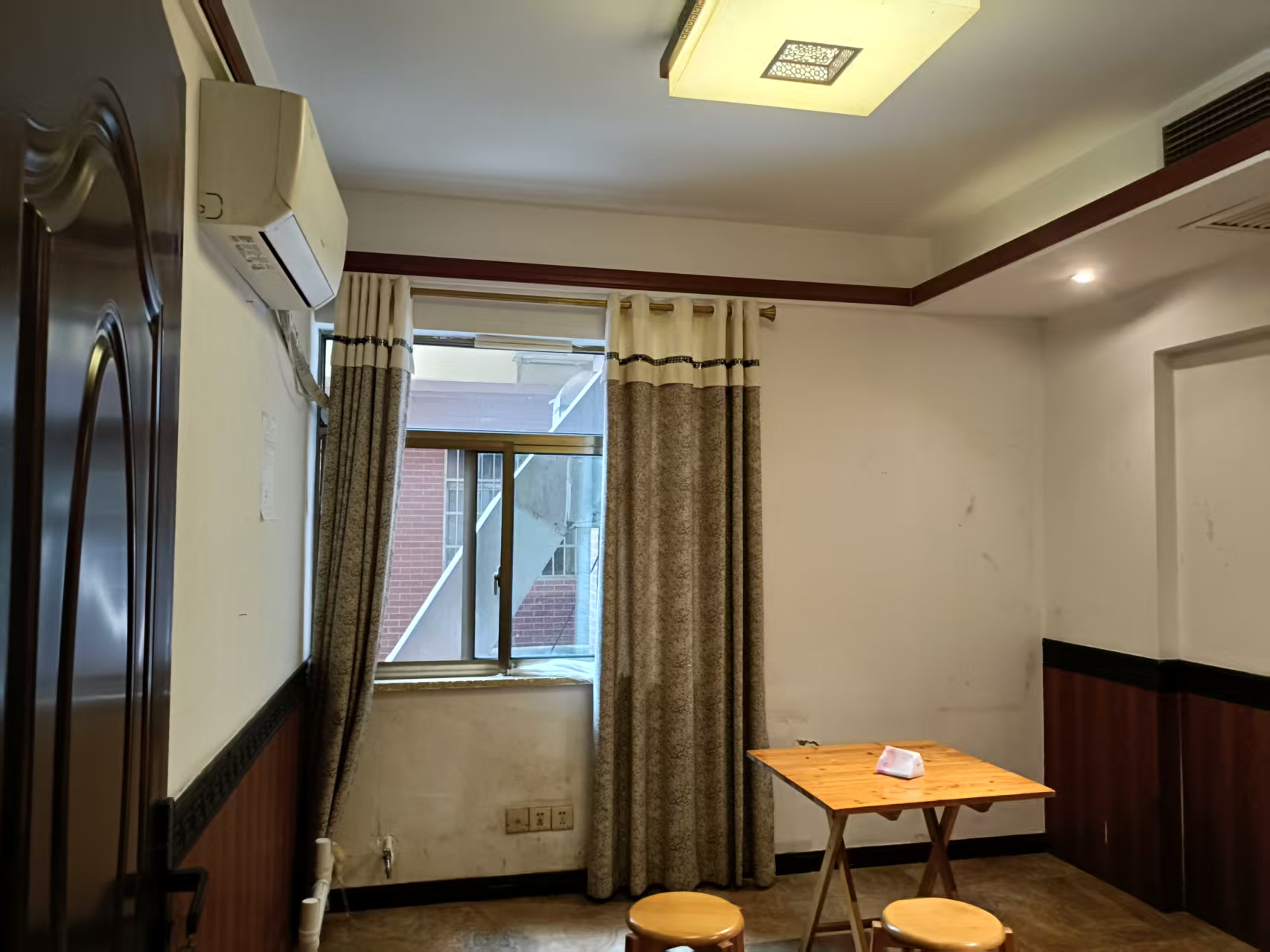 中电怡和苑 4室2厅2卫 2800.0元/月 中电怡和苑 4室2厅2卫 2800.0元/月室内图