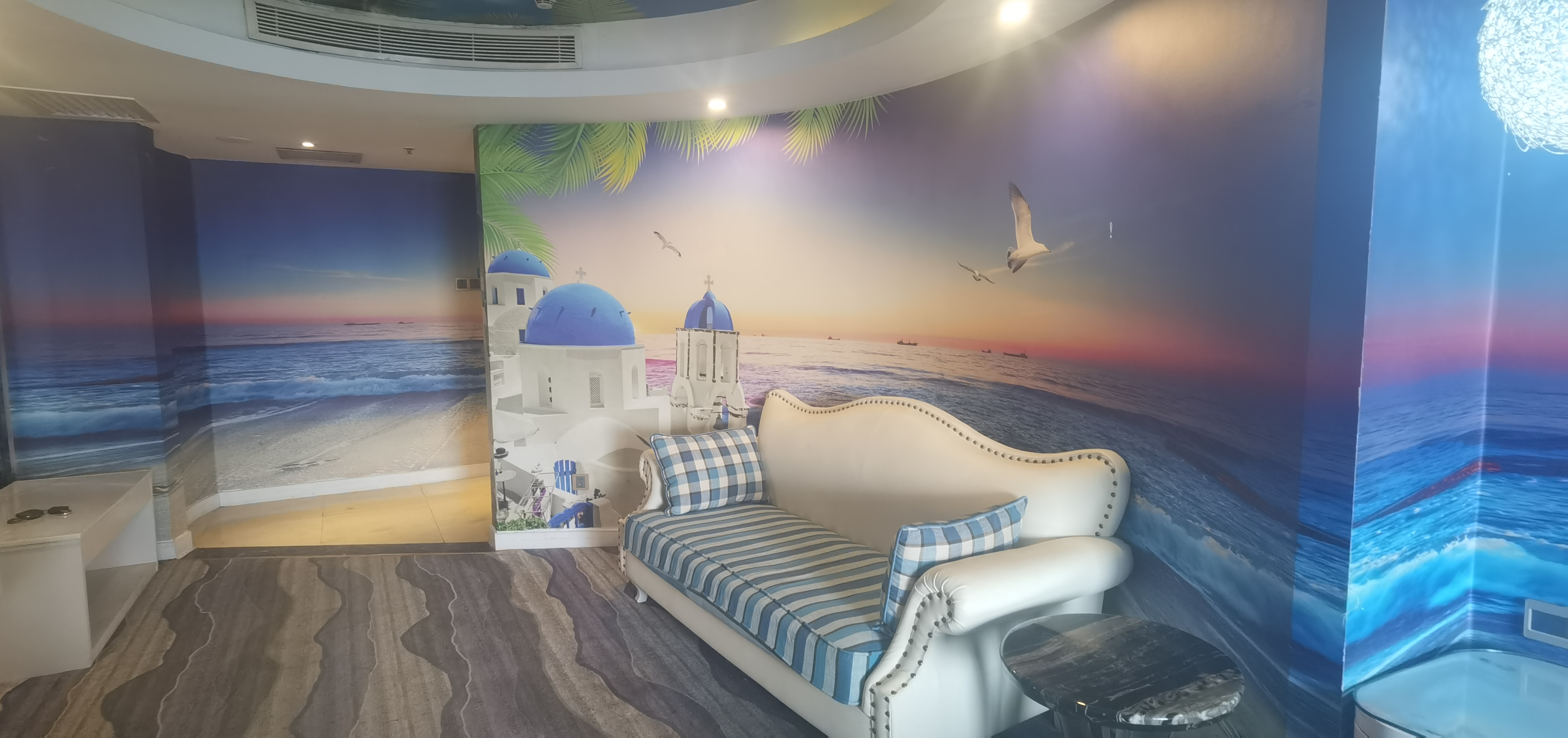 财智公馆大厦(瑞士国际酒店) 2室1厅1卫 26.8万 财智公馆大厦(瑞士国际酒店) 2室1厅1卫 26.8万客厅