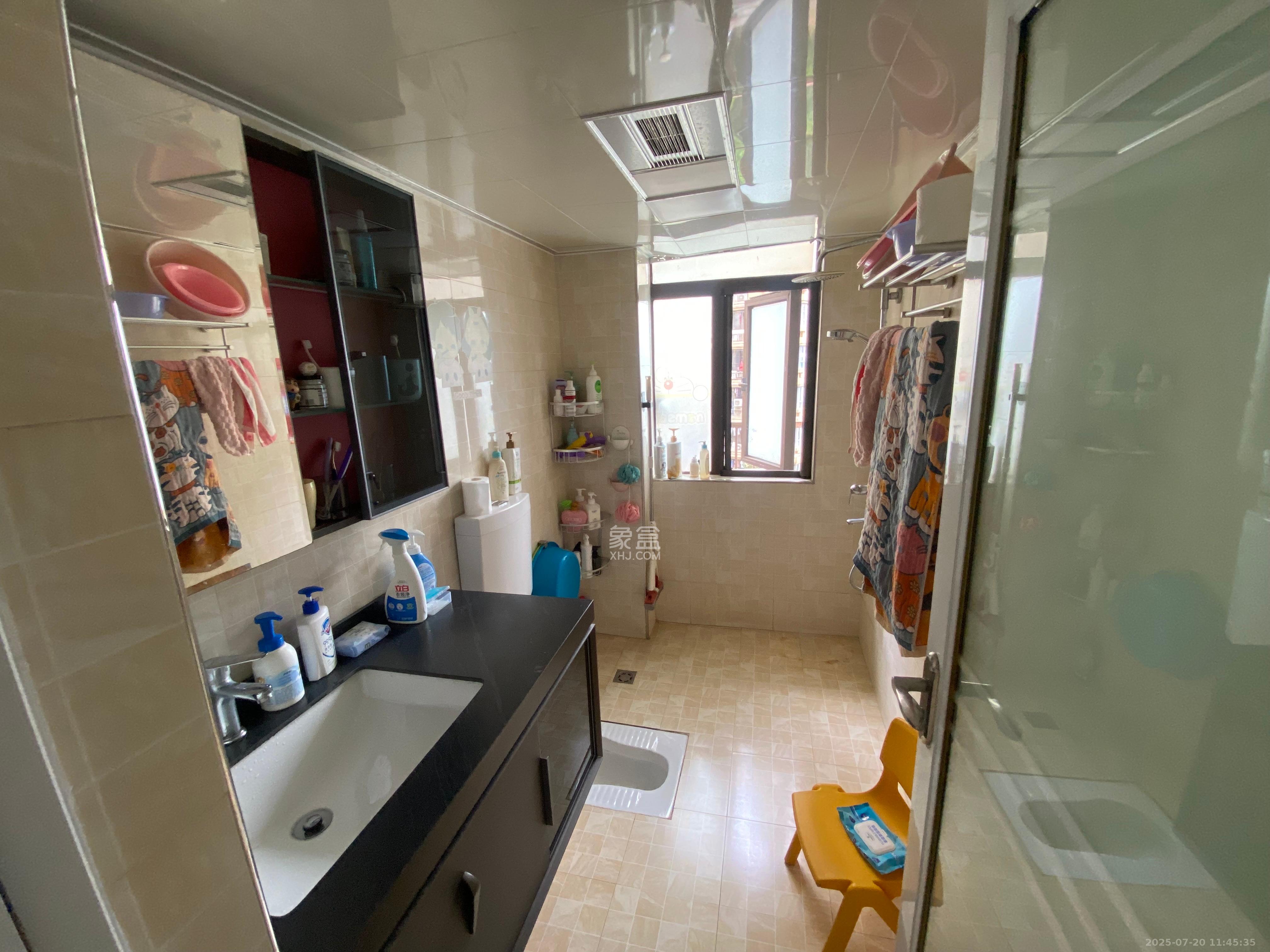 山语城二期 3室1厅1卫 2400.0元/月 山语城二期 3室1厅1卫 2400.0元/月室内图