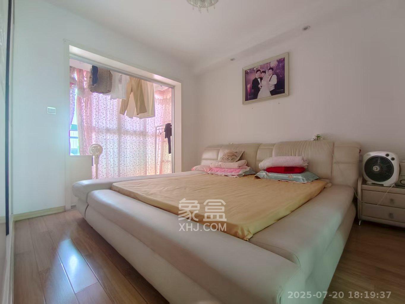 九华富瑶天下 3室2厅2卫 1500.0元/月 九华富瑶天下 3室2厅2卫 1500.0元/月室内图