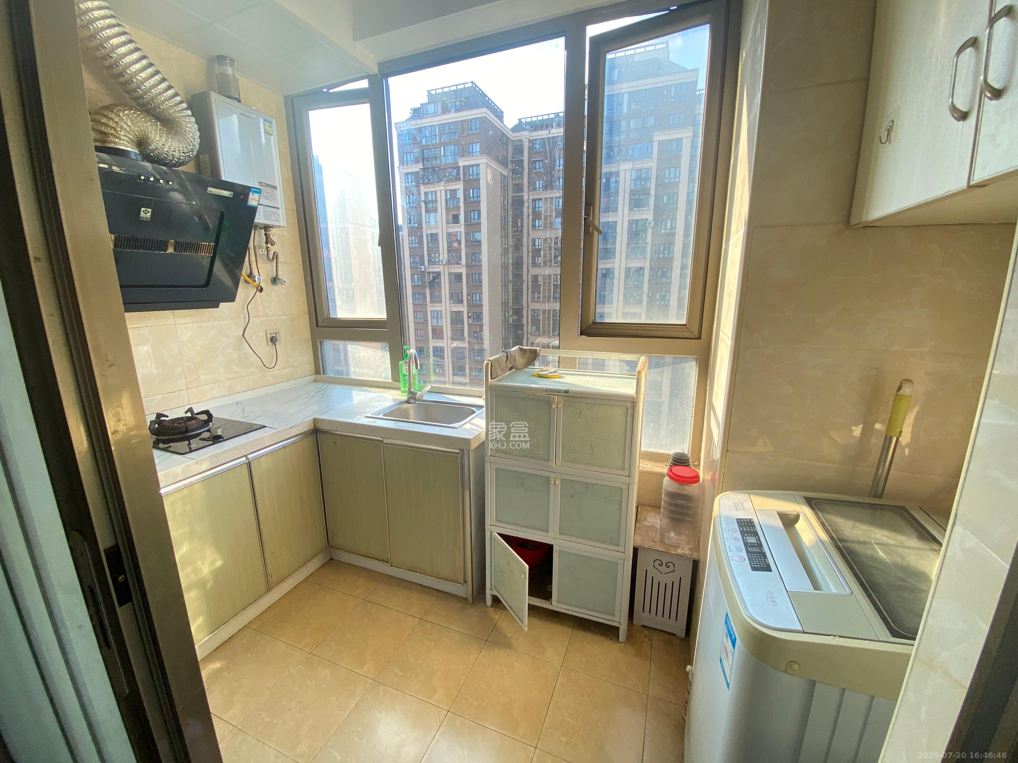 怡海星城 1室1厅1卫 900.0元/月 怡海星城 1室1厅1卫 900.0元/月室内图