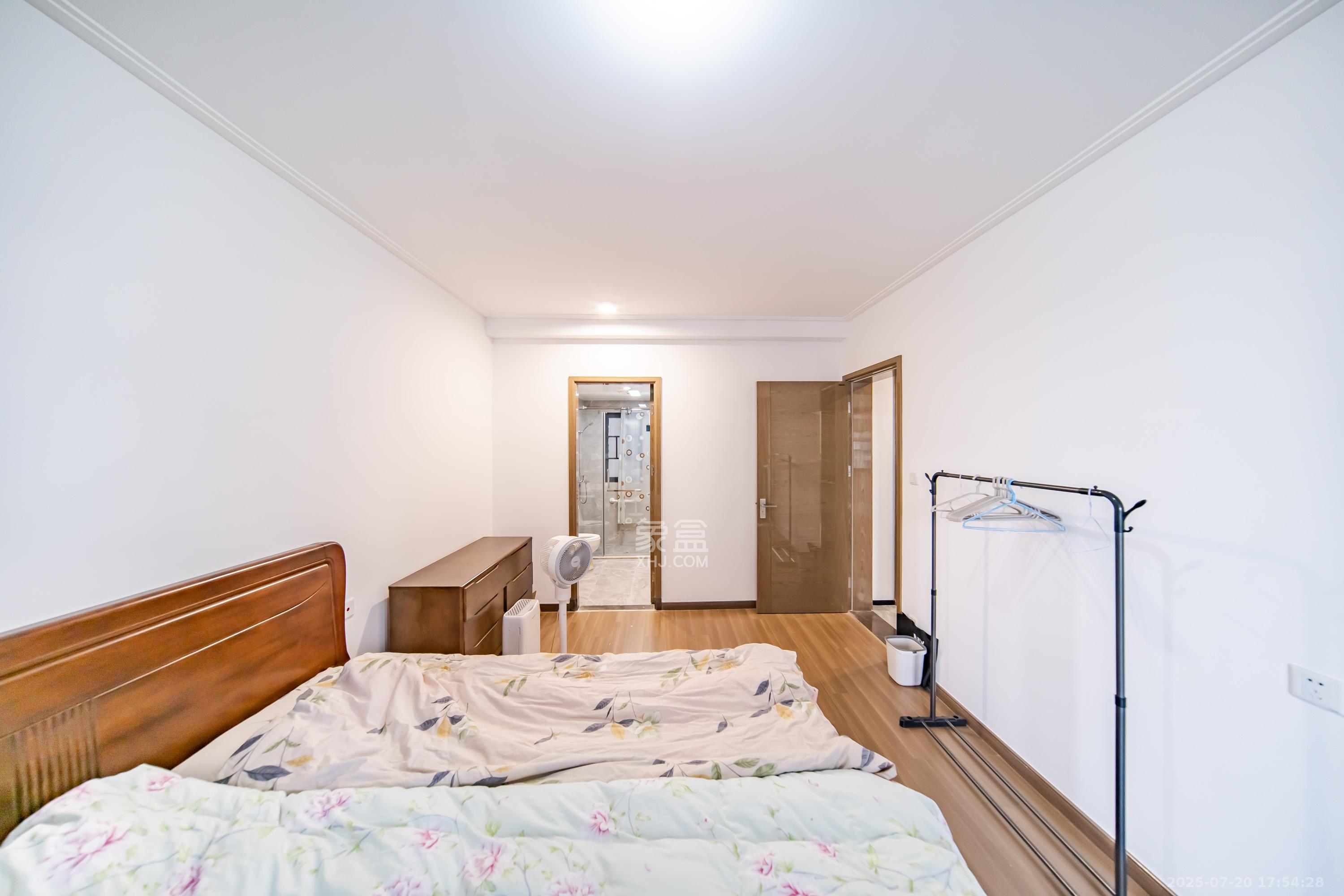 保利天汇 3室2厅2卫 132.0万 保利天汇 3室2厅2卫 132.0万卧室