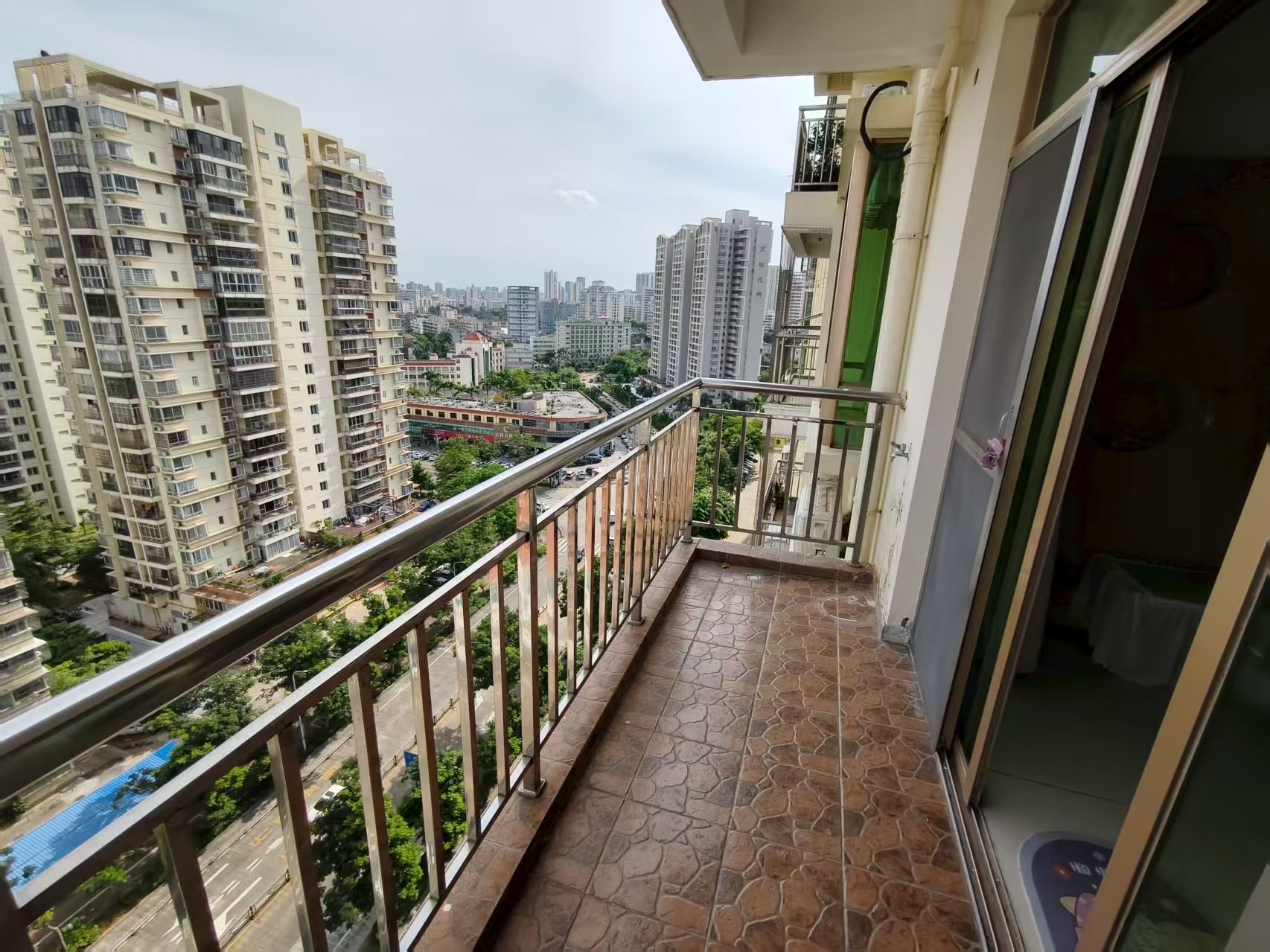 省人大机关住宅小区（海南省人大常委会机关住宅小区）  3室2厅2卫   3400.00元/月室内图