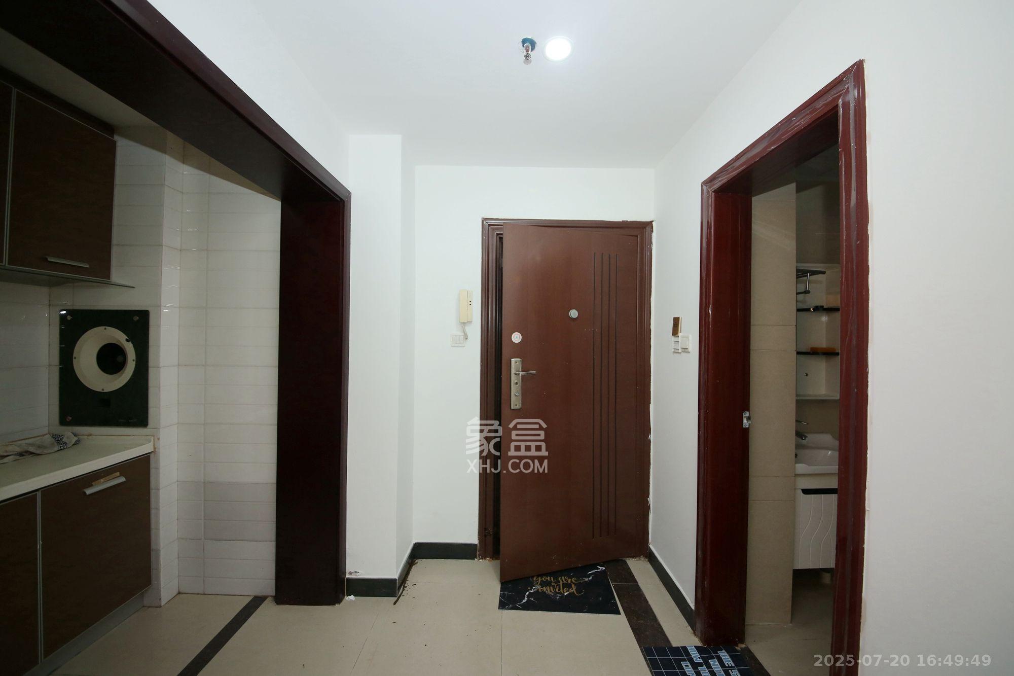 标志商务中心 1室1厅1卫 1150.0元/月 标志商务中心 1室1厅1卫 1150.0元/月室内图