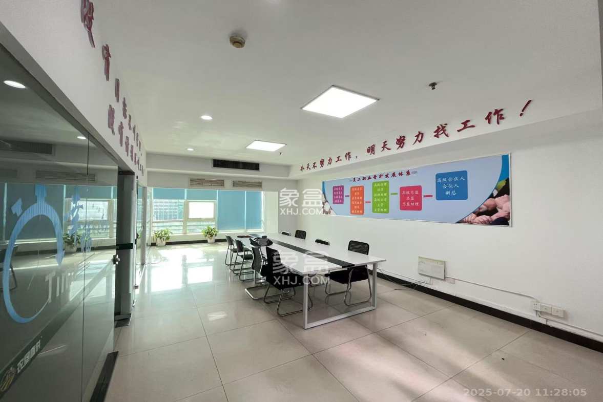 佳天国际新城 3室2厅1卫 4000.0元/月 佳天国际新城 3室2厅1卫 4000.0元/月室内图