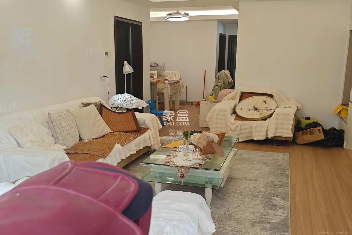 盛世康城  2室2厅1卫    2400.0元/月 盛世康城  2室2厅1卫    2400.0元/月室内图