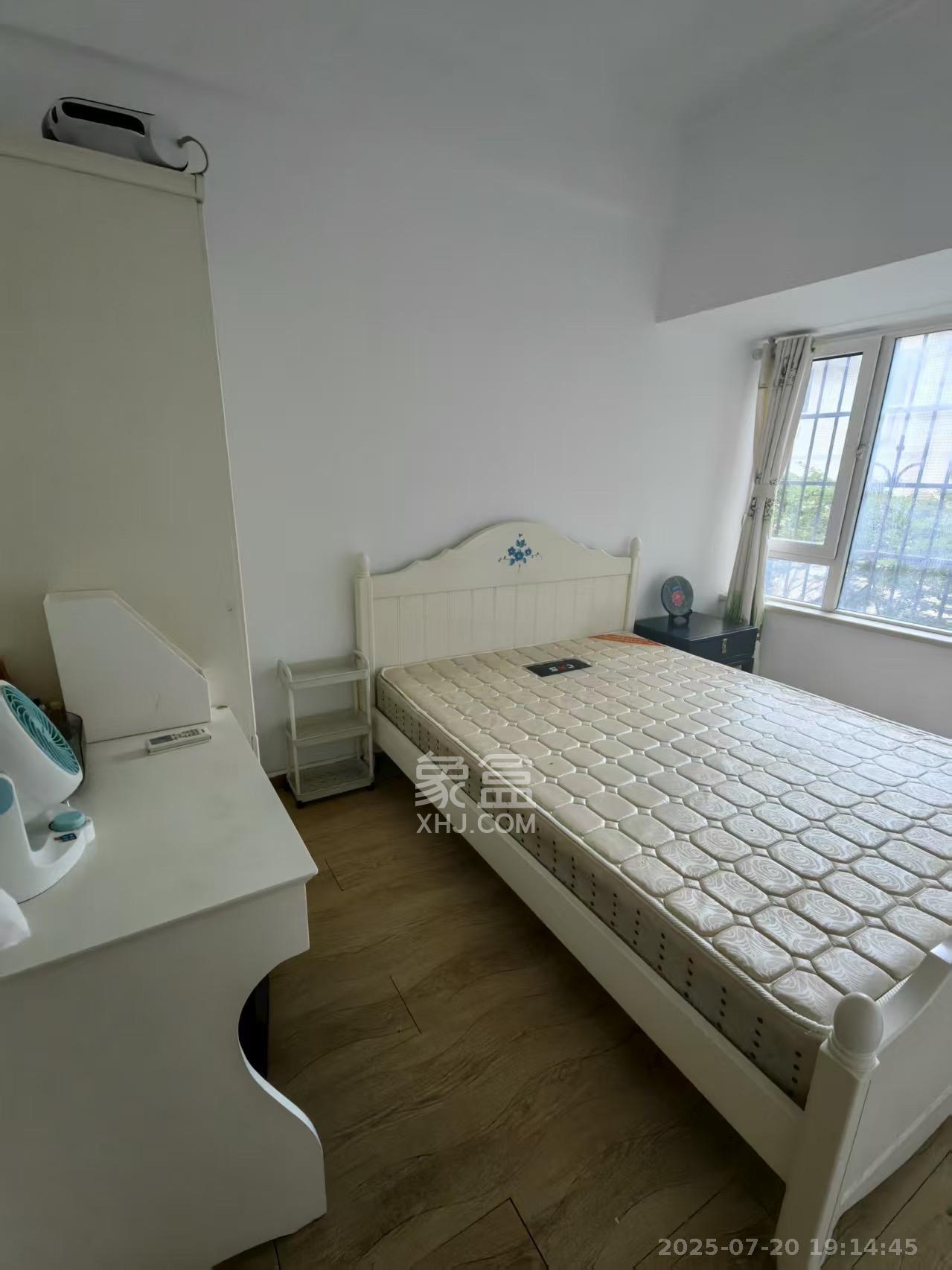 红区抽屉 3室0厅0卫 3000.0元/月 红区抽屉 3室0厅0卫 3000.0元/月室内图