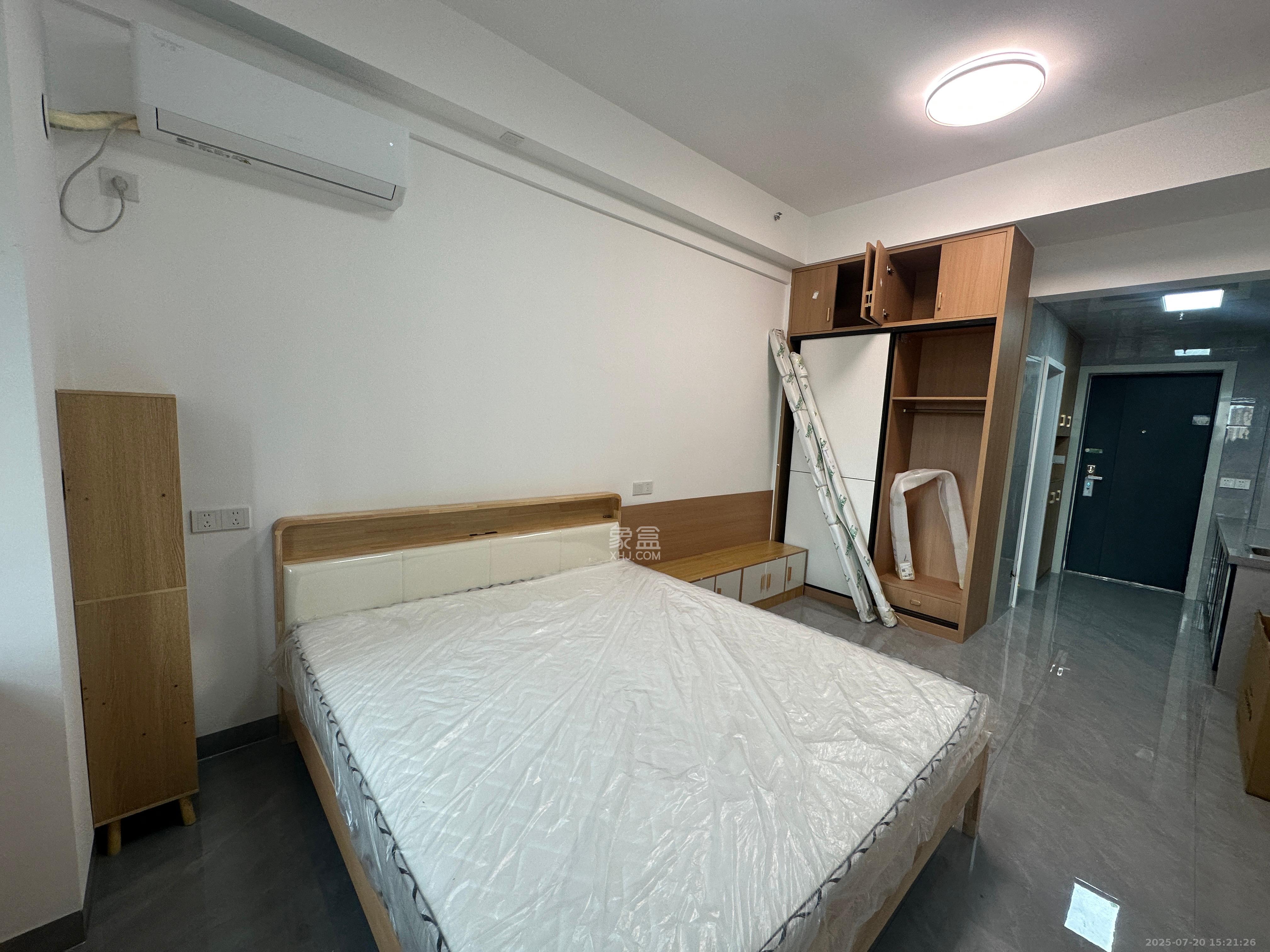 臻园  1室1厅1卫    1500.0元/月室内图