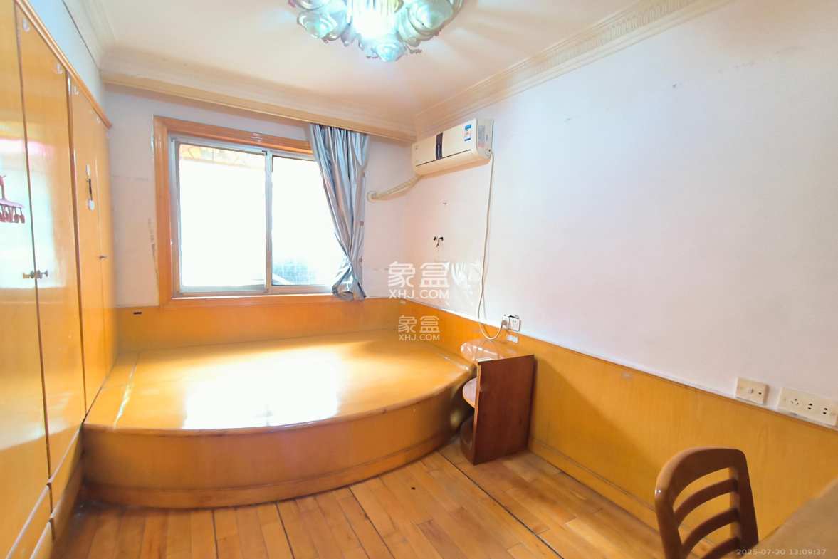 向韶村  2室1厅1卫    1200.0元/月 向韶村  2室1厅1卫    1200.0元/月室内图