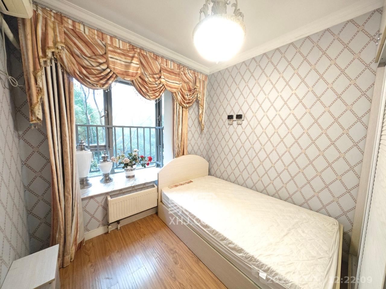 怡海星城  3室2厅1卫    1850.0元/月室内图