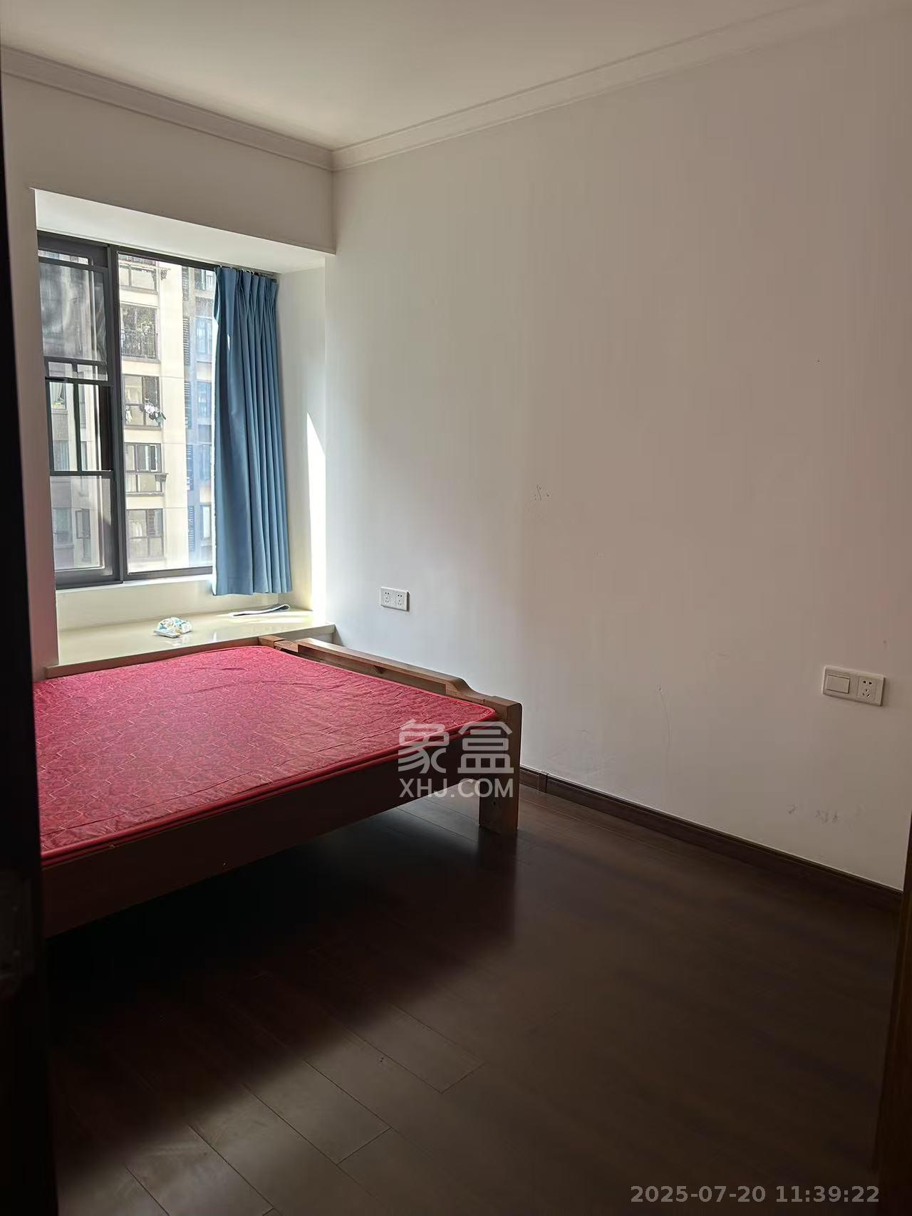 万科里梅溪郡  4室2厅2卫   3300.00元/月室内图