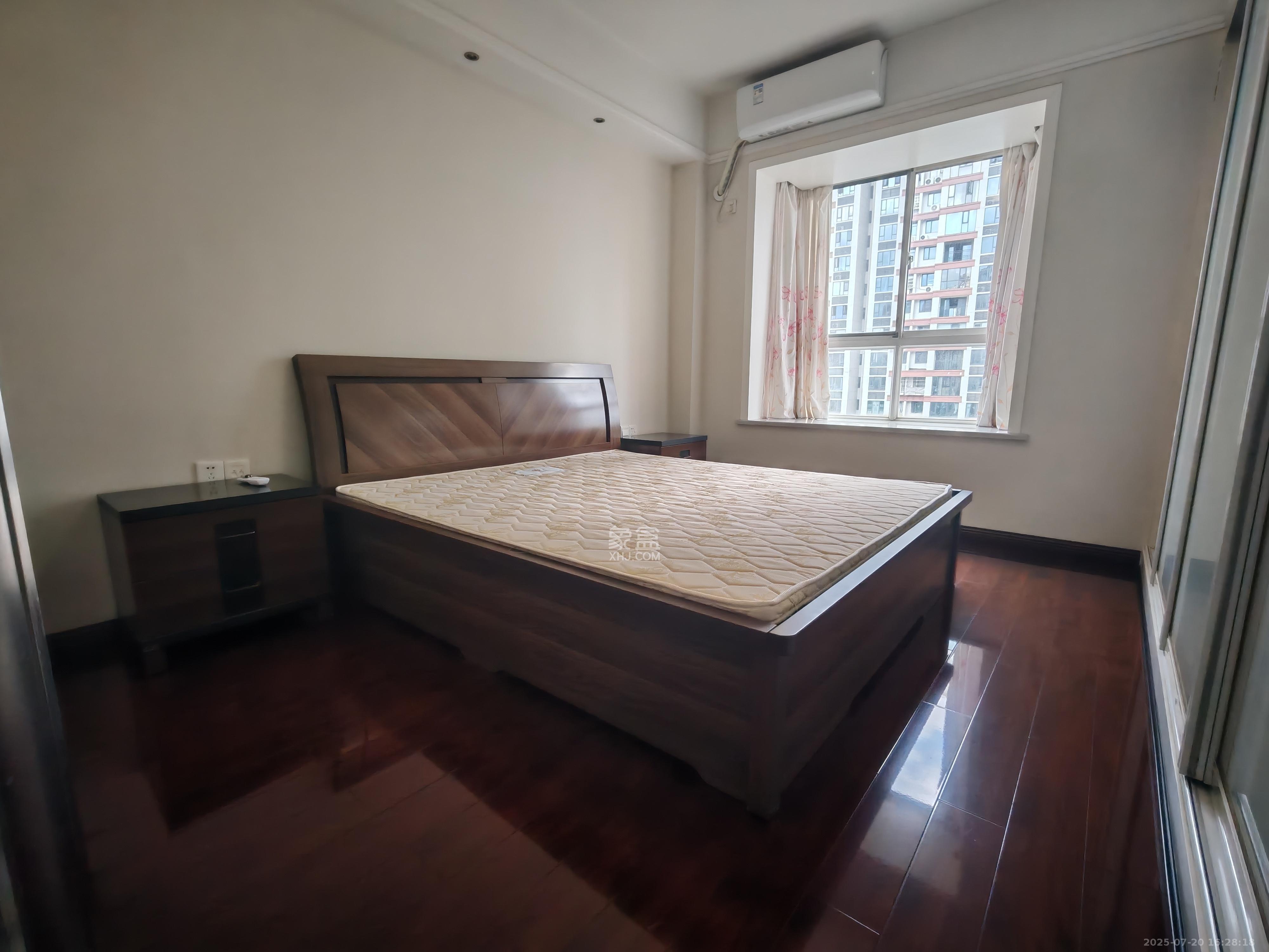 城市山水豪园（山水城市风景）  3室2厅2卫   3000.00元/月室内图