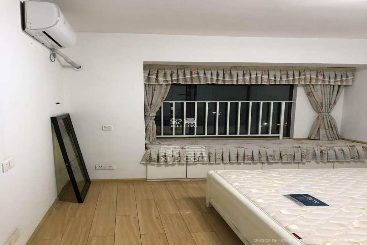 保利麓谷林语F区 3室2厅1卫 2700.0元/月 保利麓谷林语F区 3室2厅1卫 2700.0元/月室内图